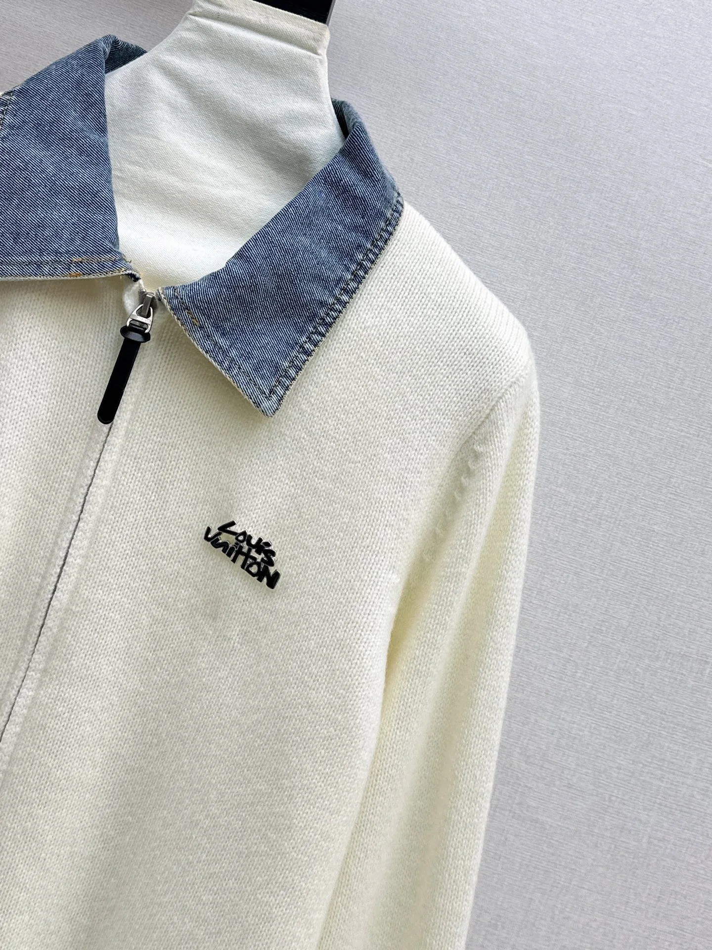 Loui 25fw polo cardigan