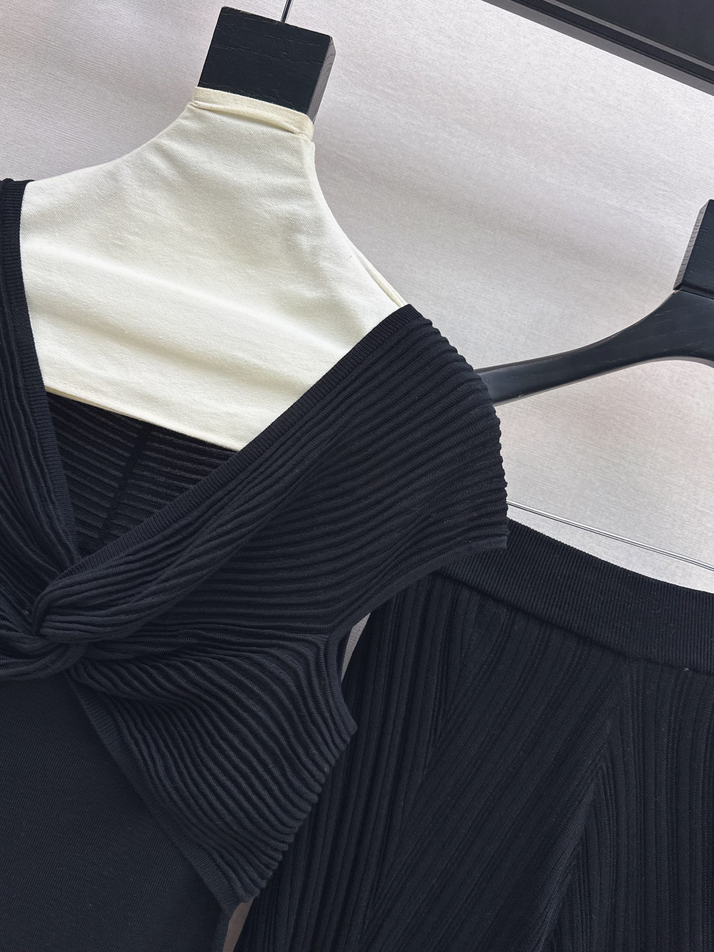 Chol 26ss knit suit