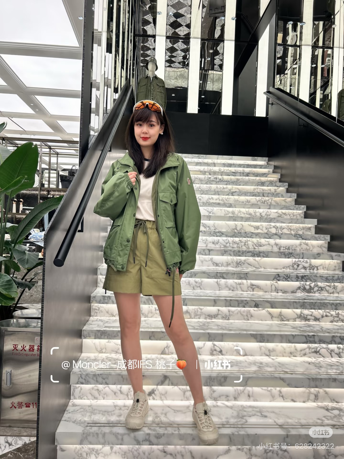 Monc 26ss trench coat