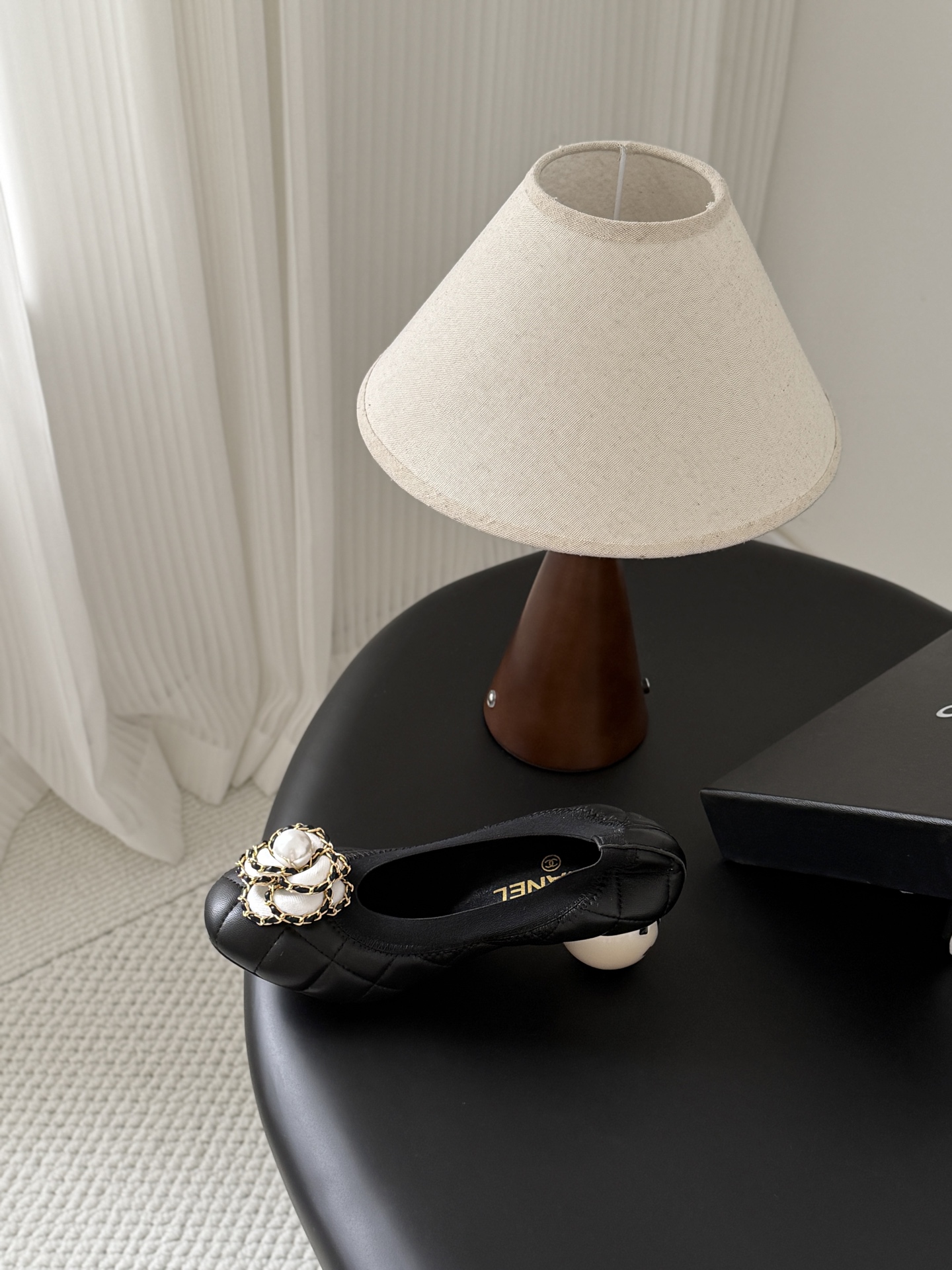 Chan 26ss camellia pumps