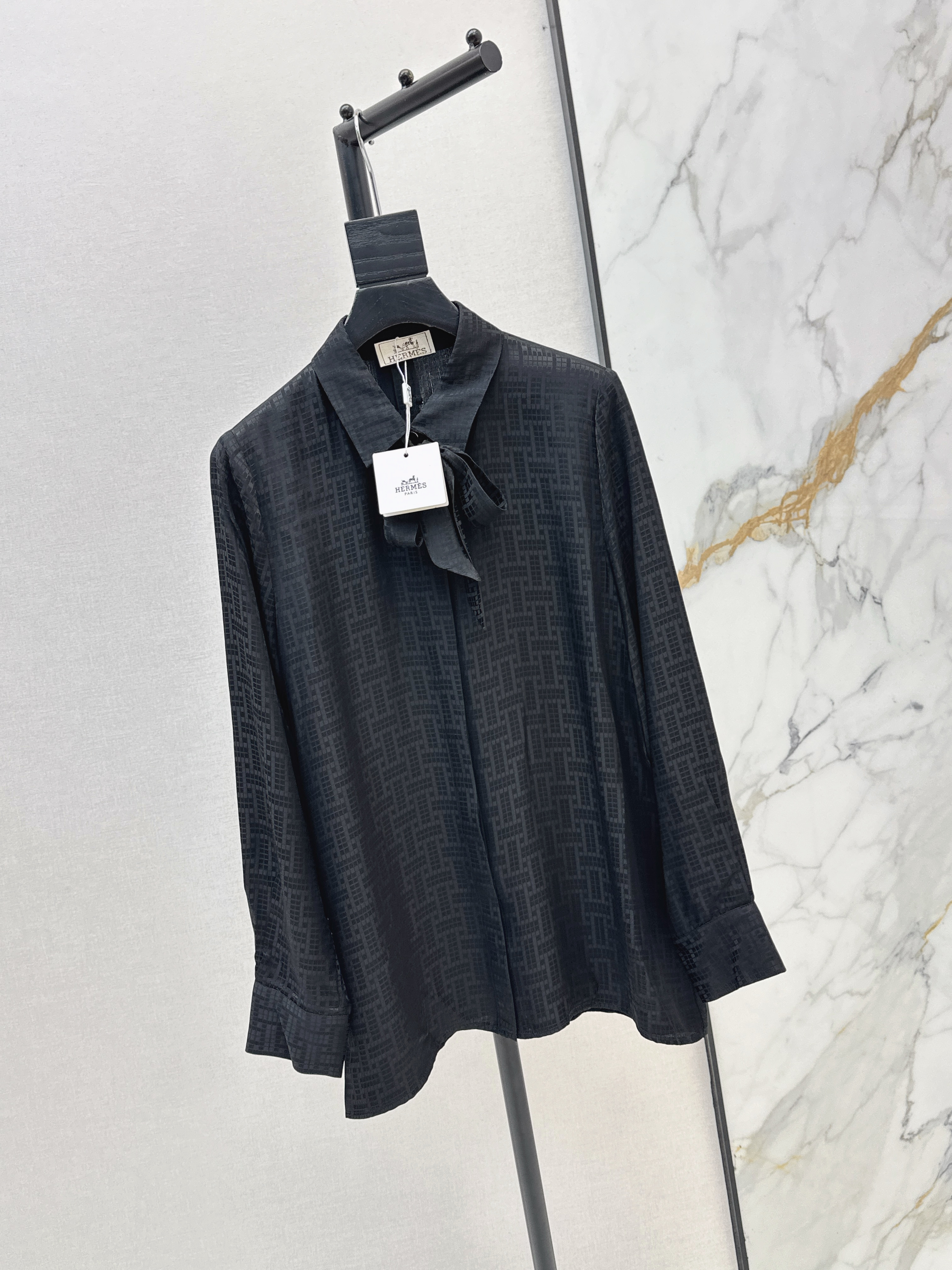 Her 26ss jacquard silk shirt