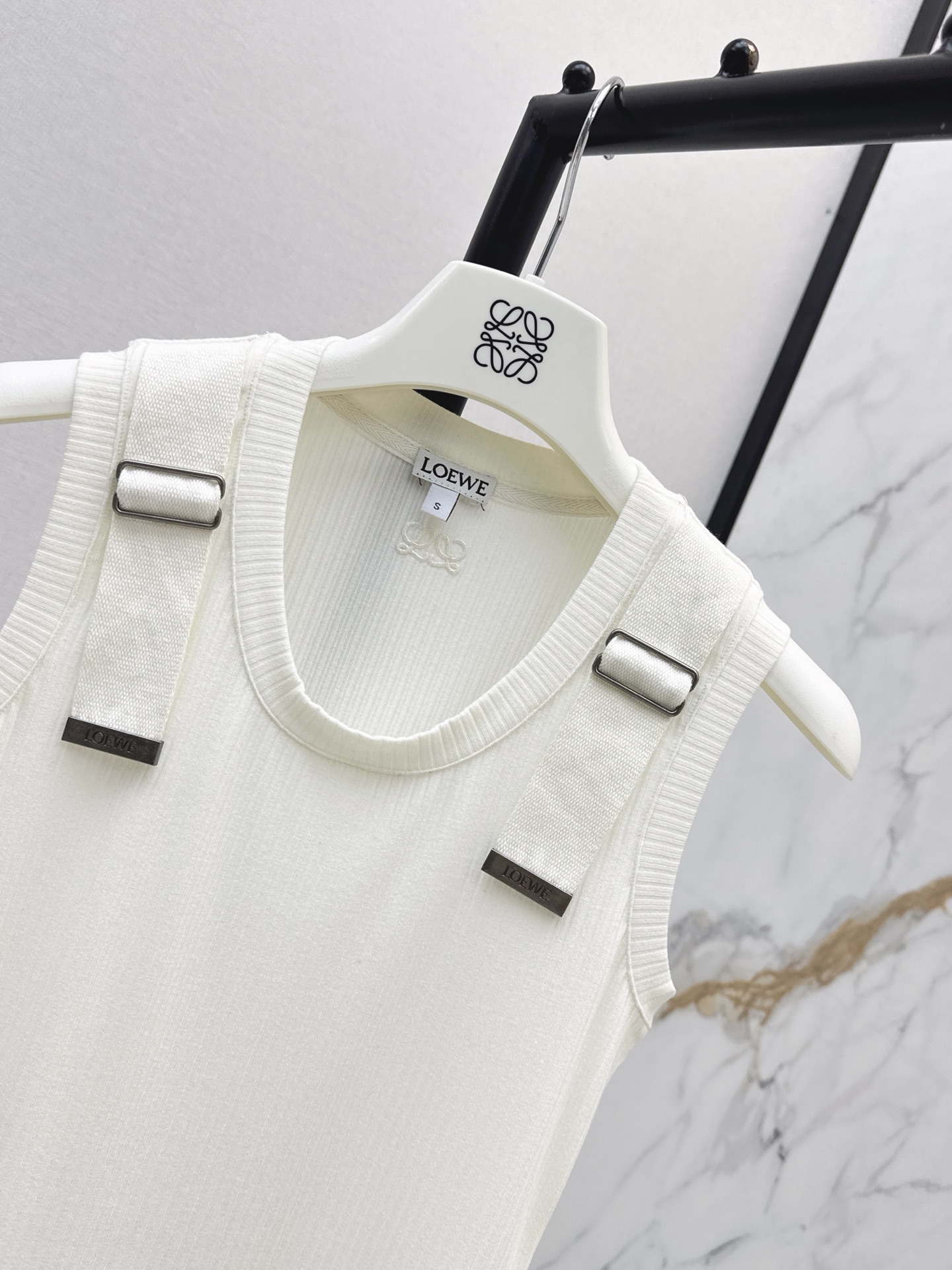 Loe 26ss sleeveless knit dress