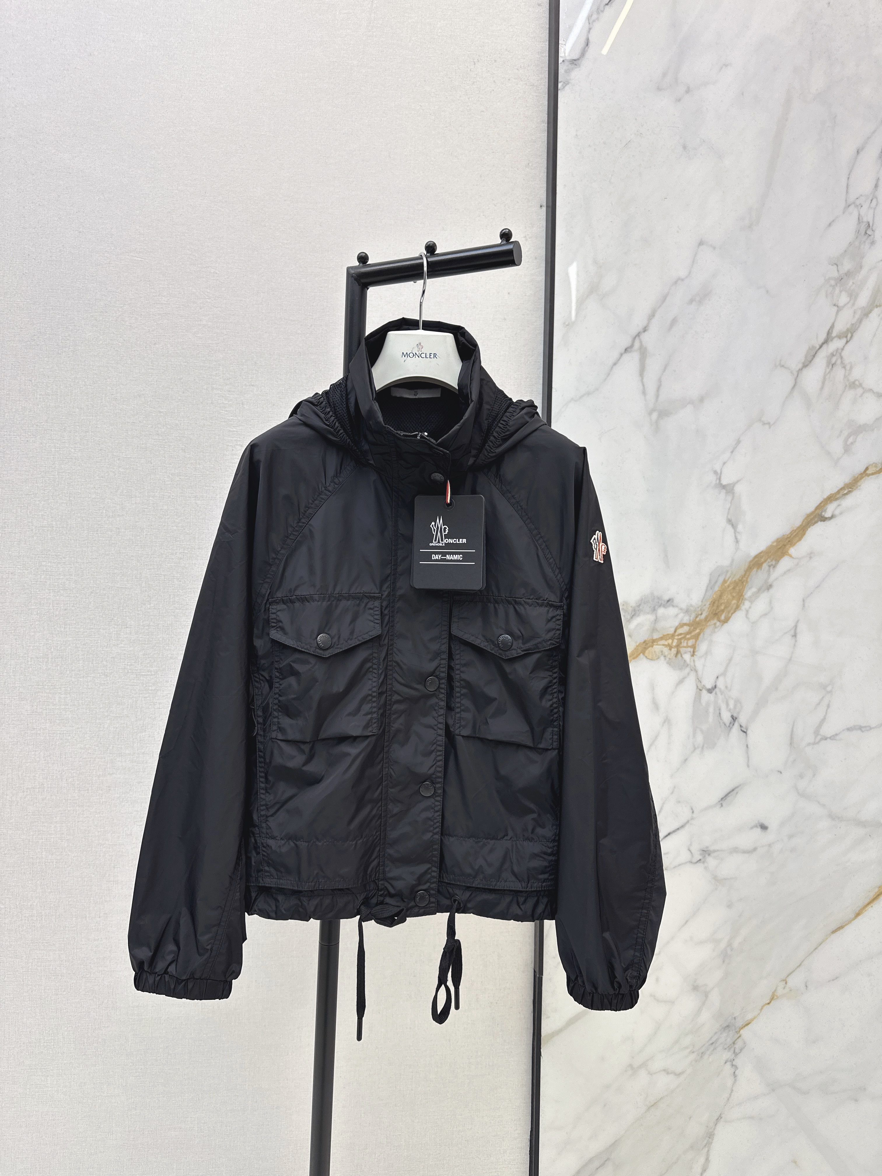 Monc 26ss trench coat