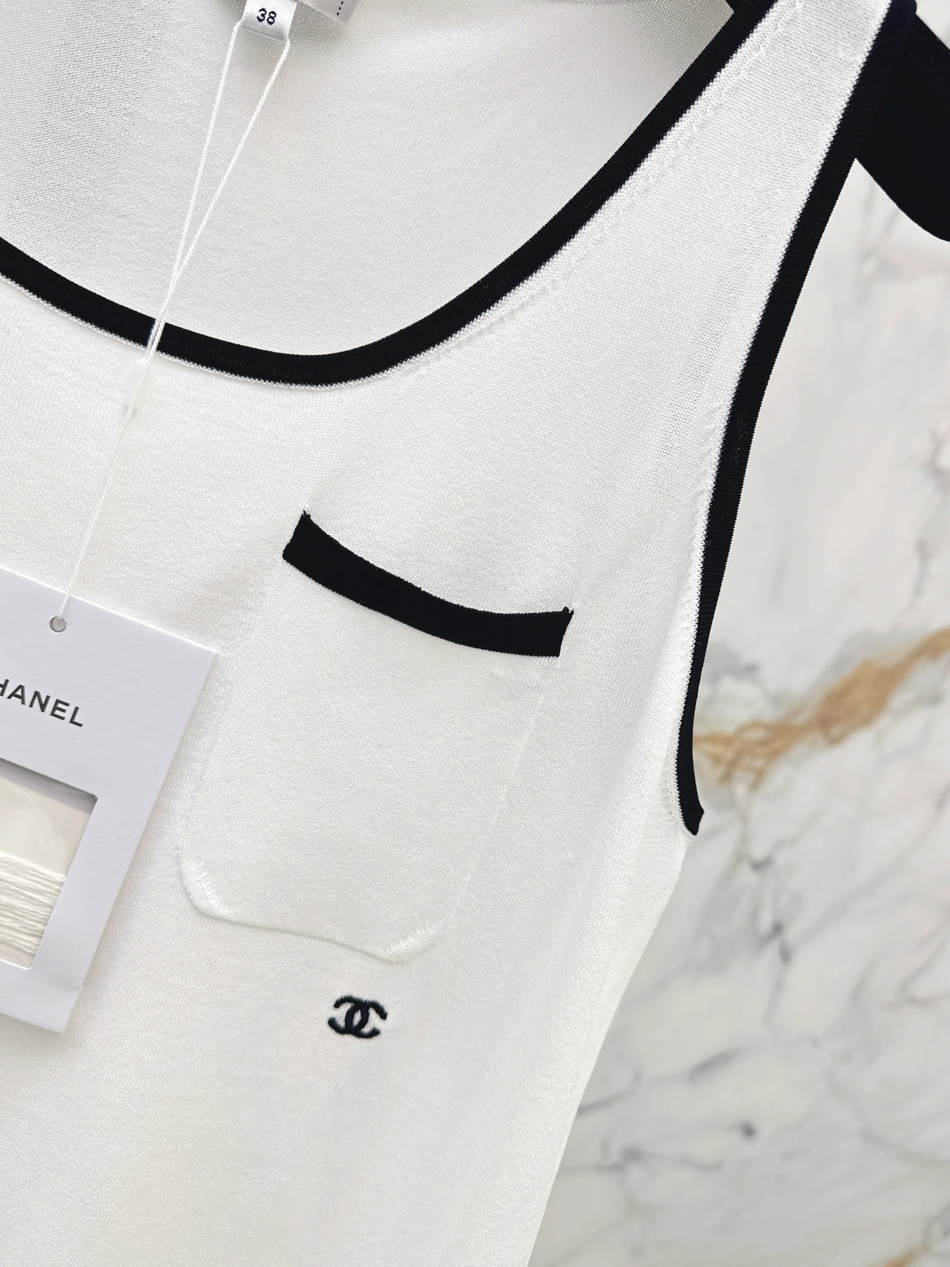 Chan 26ss knitted vest