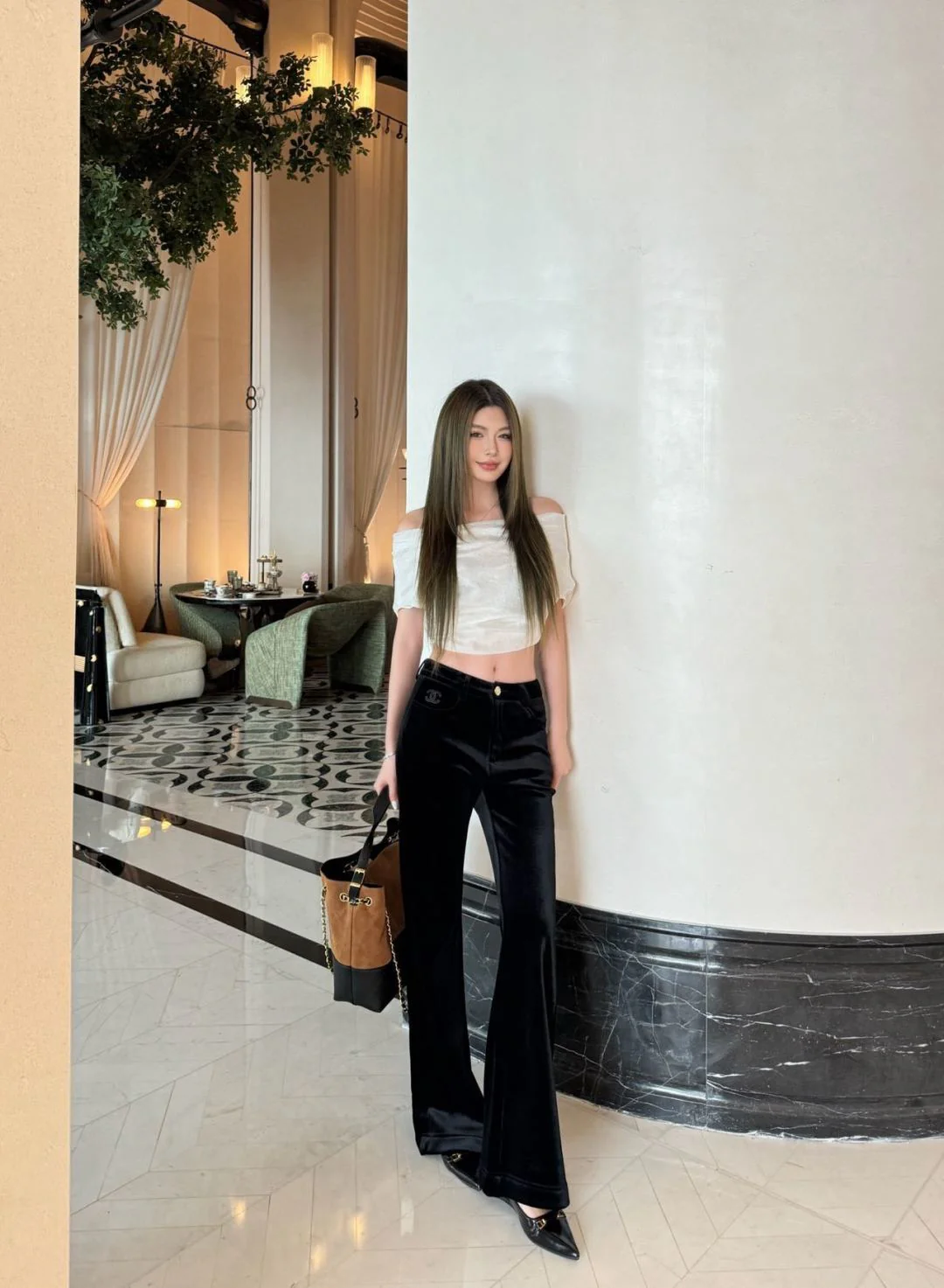 Chan 25fw velvet flared pants