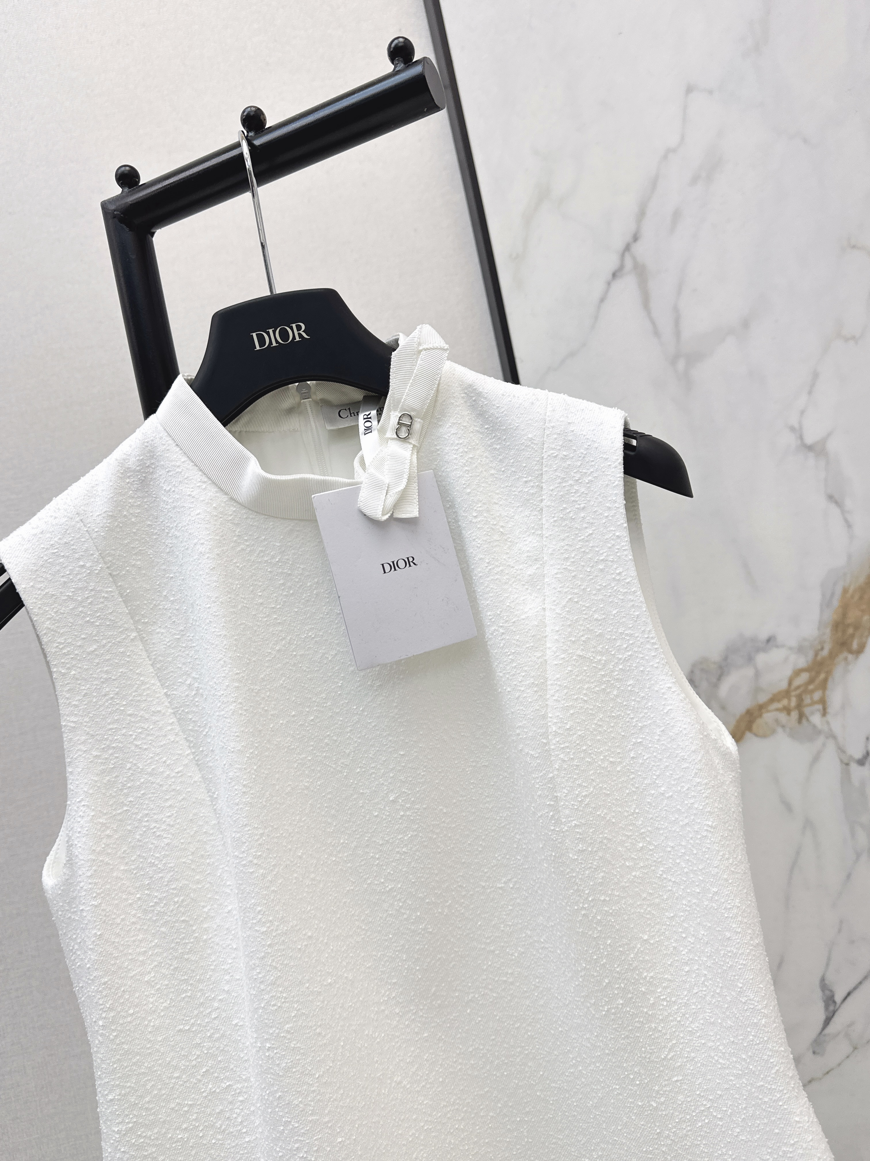 CD 26ss bow sleeveless dress