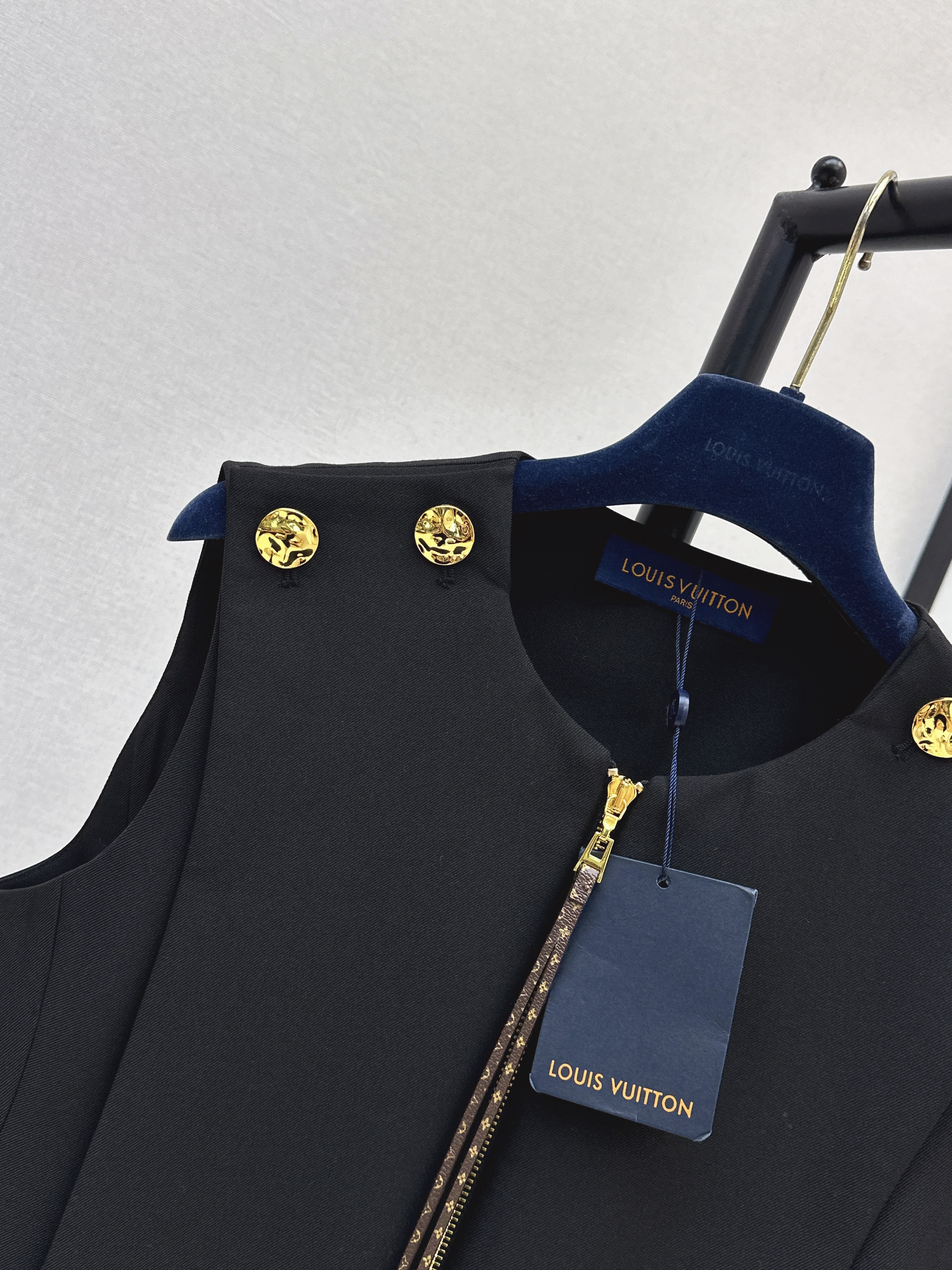 Loui 26ss sleevess zip dress