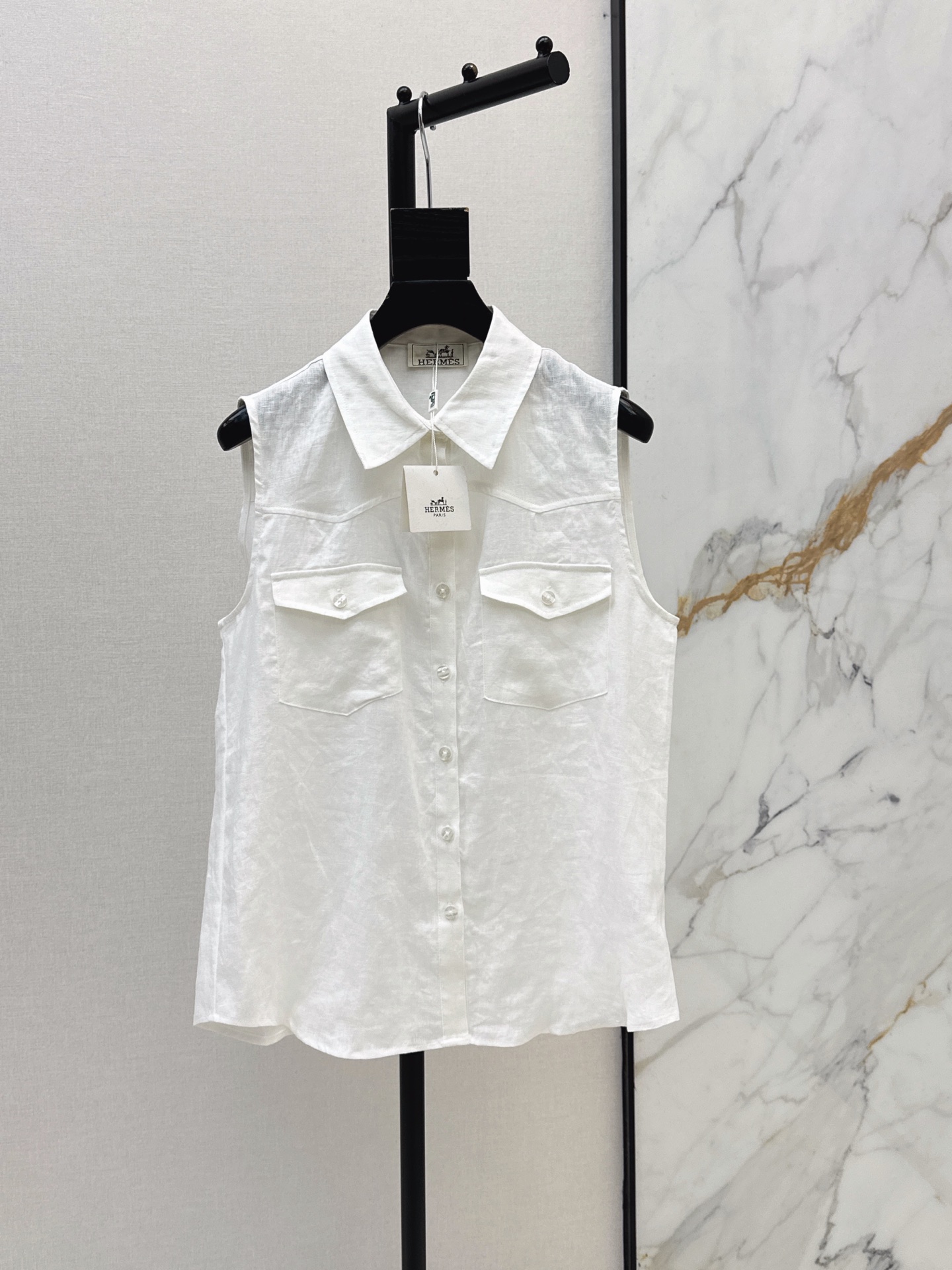 Her 26ss sleeveless shirt