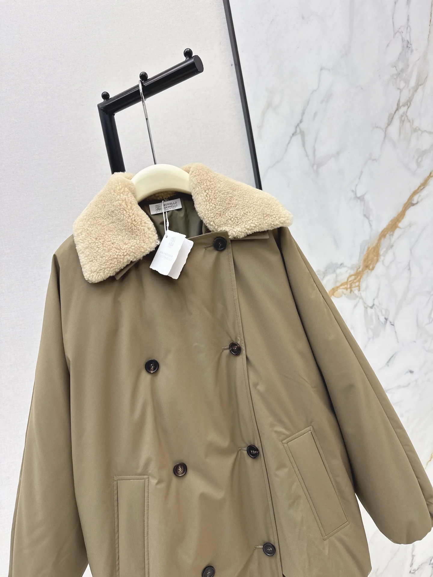 Brun 25fw down jacket