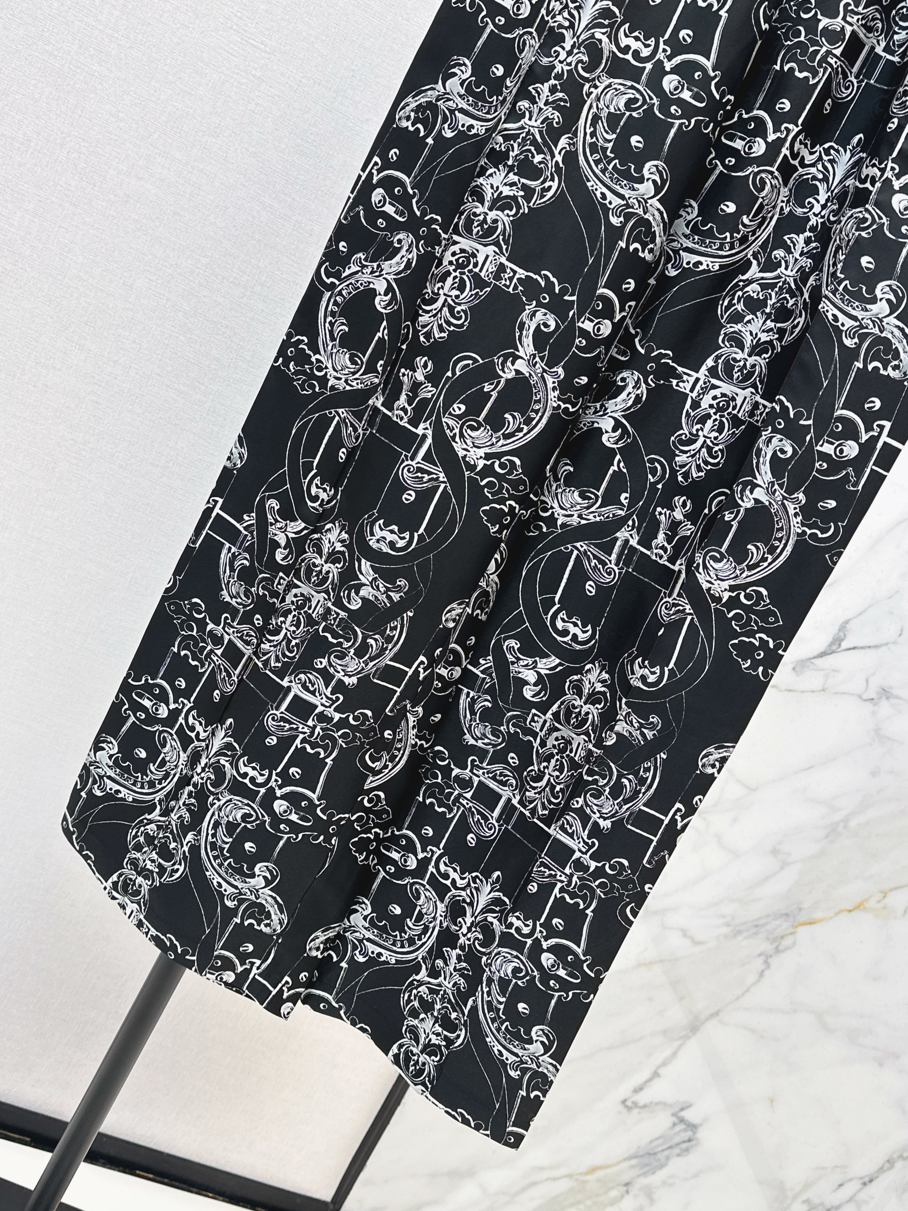 Her 26ss print pants