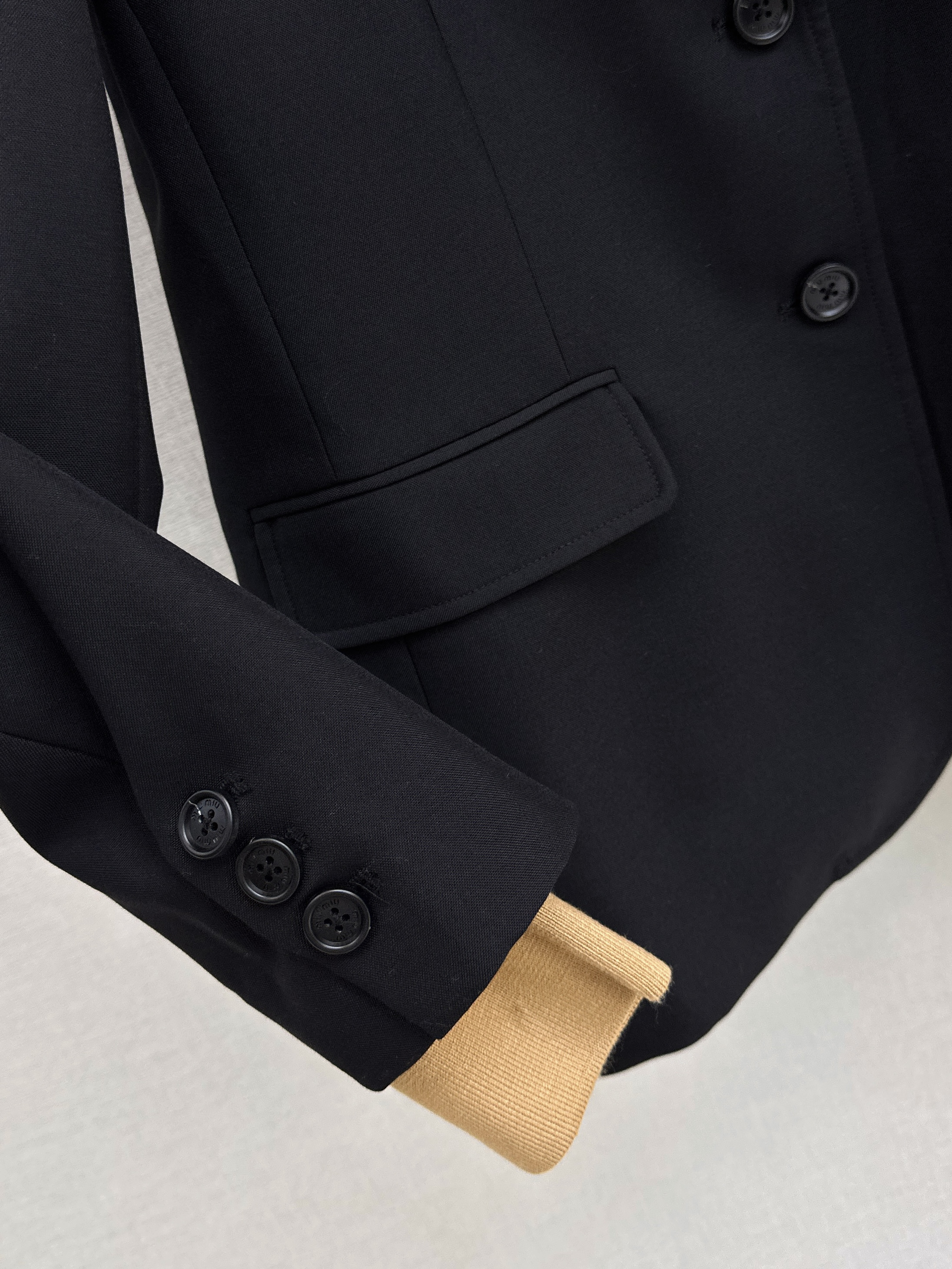 Miu 26ss 2in1 blazer