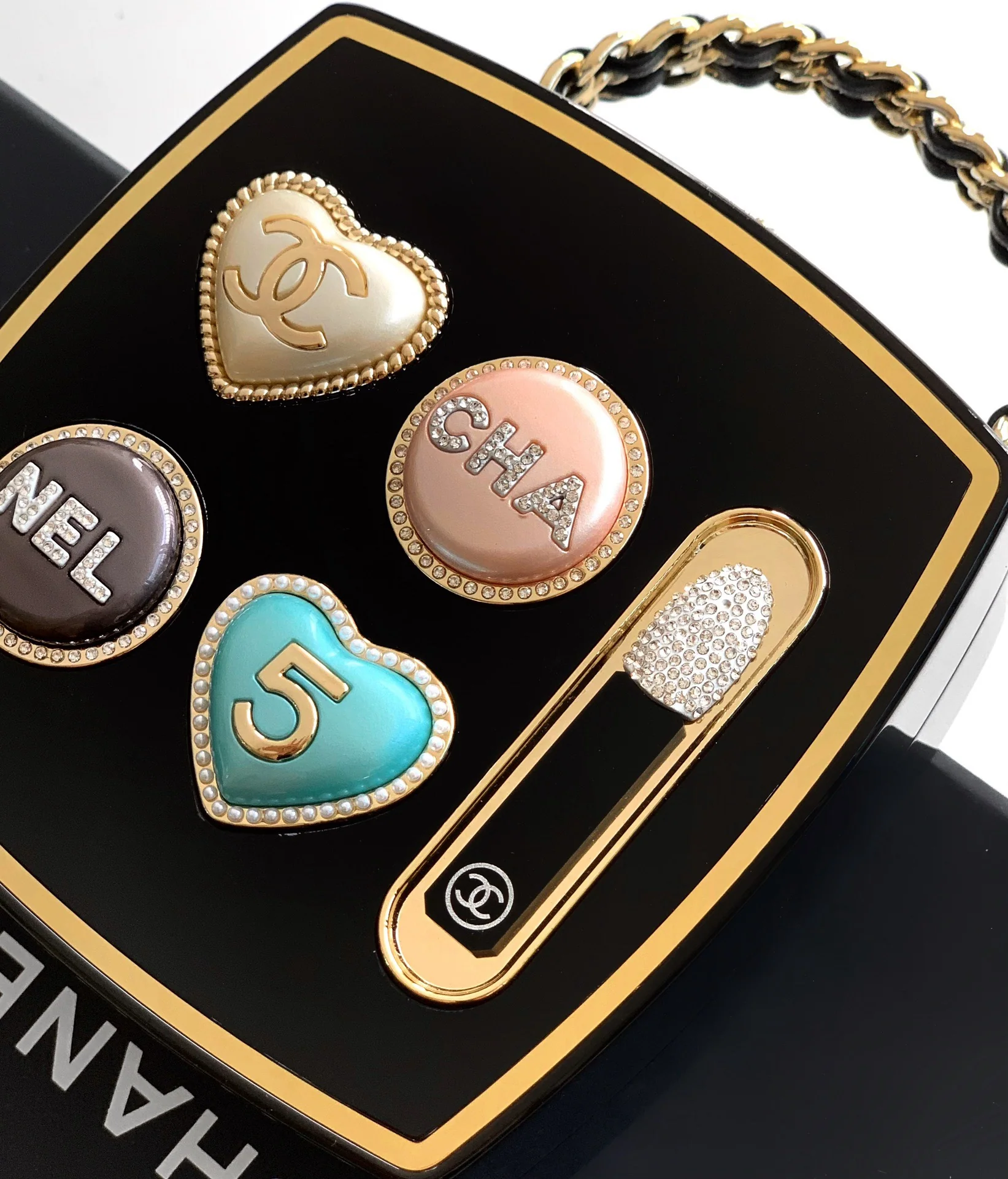 Chan 25B makeup palette bag