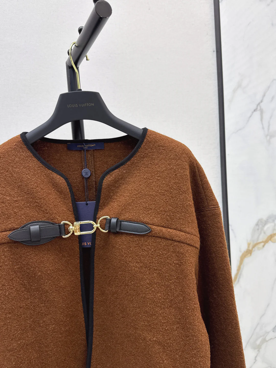 Louis 25fw cape jacket