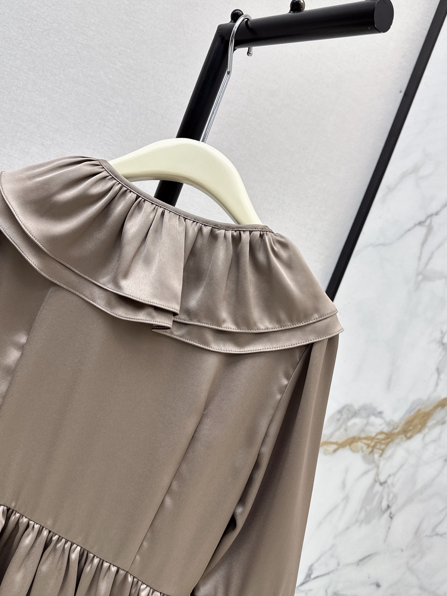 Chol 26ss ruffle top