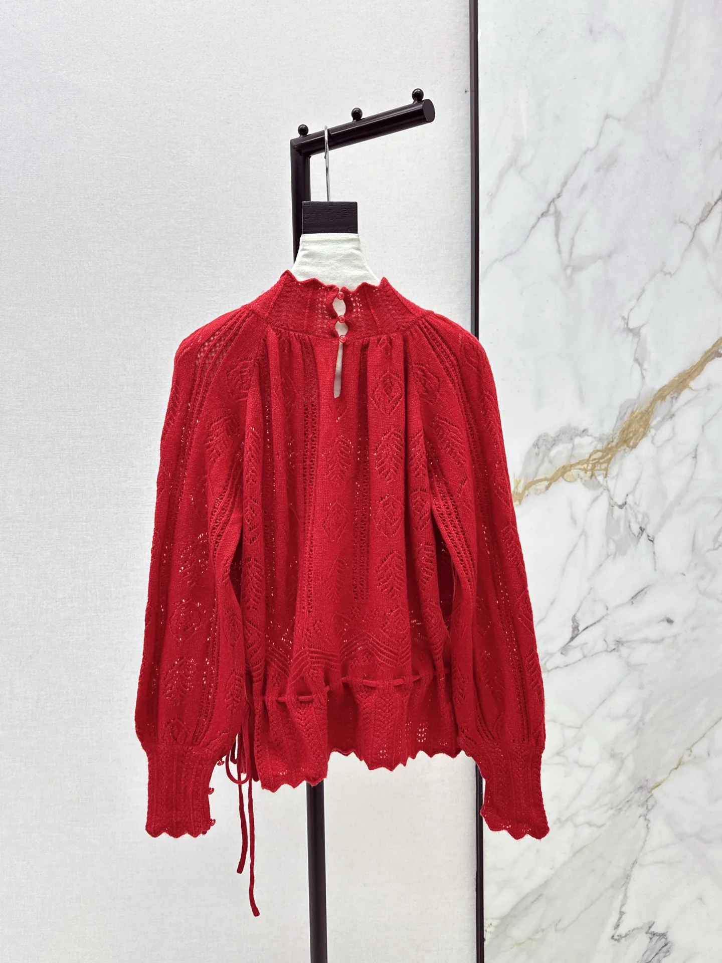 Chan 256ss drawstring sweater