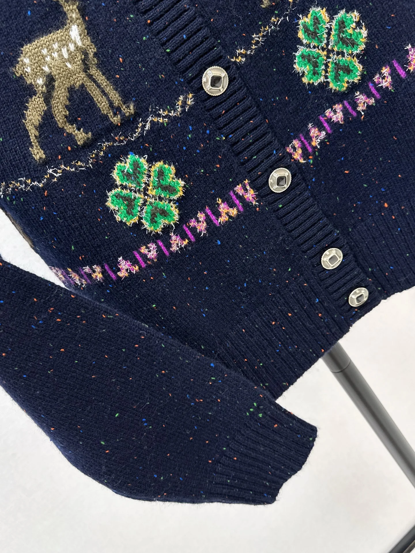 Chan 25fw christmas cardigan