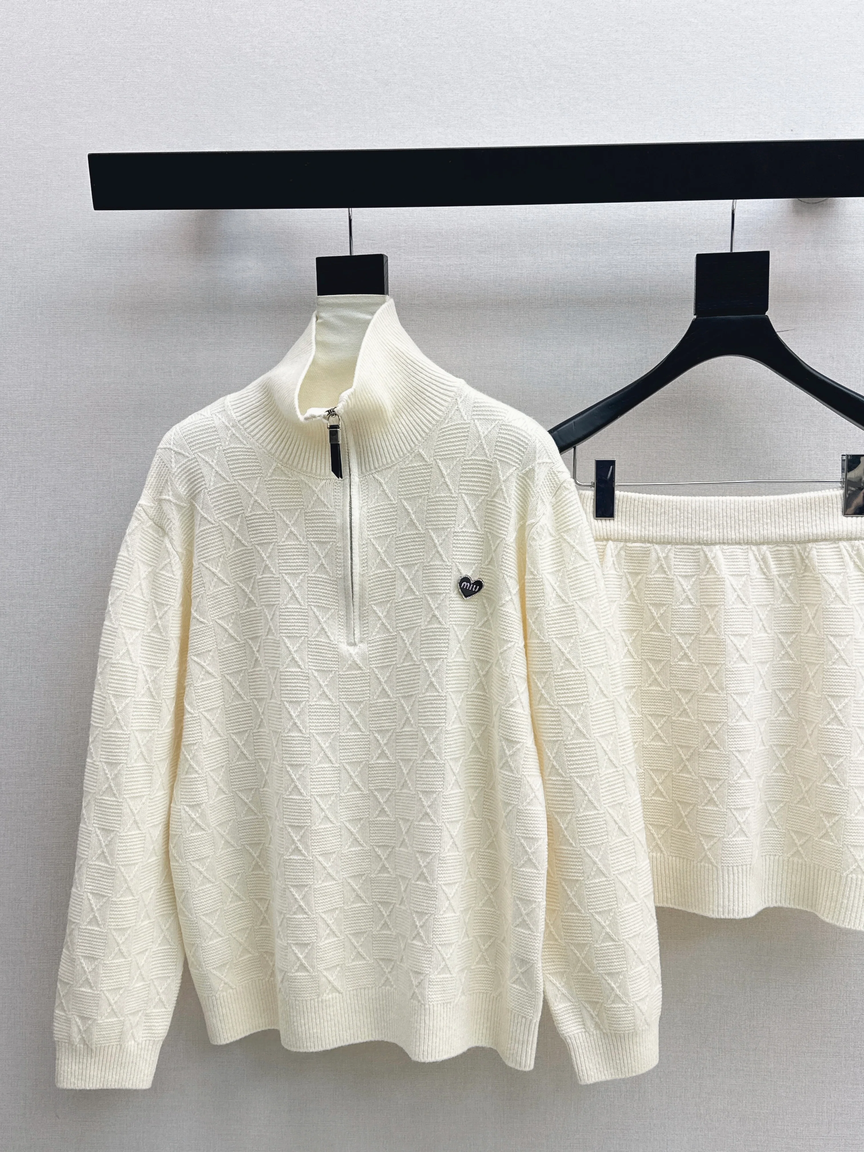 Miu 26ss jacquard knit sweater+skirts set