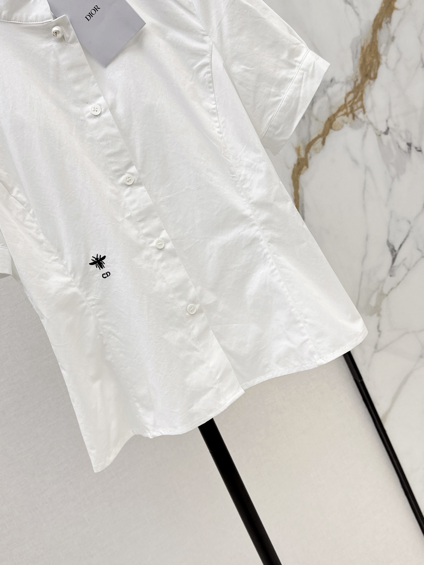 CD 26ss bee embroidery belted shirt