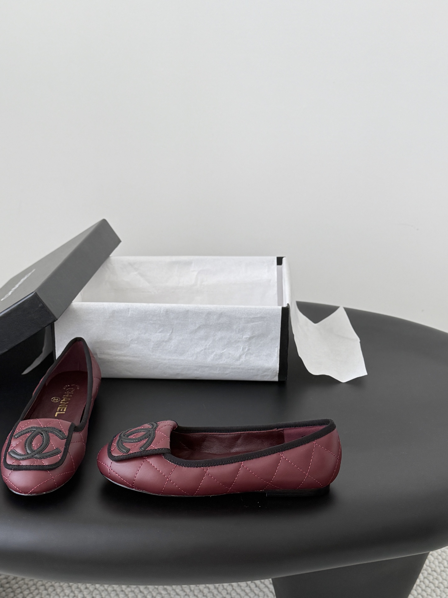 Chan 26C ballet flats