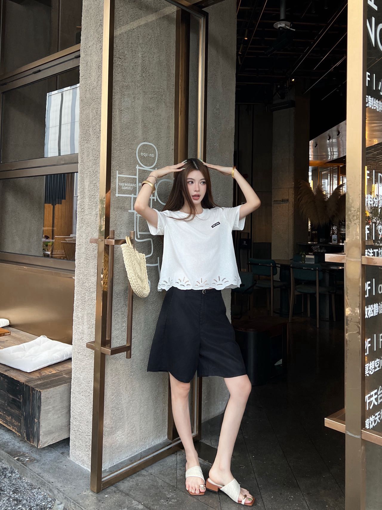 Miu 26ss embroidery t-shirt