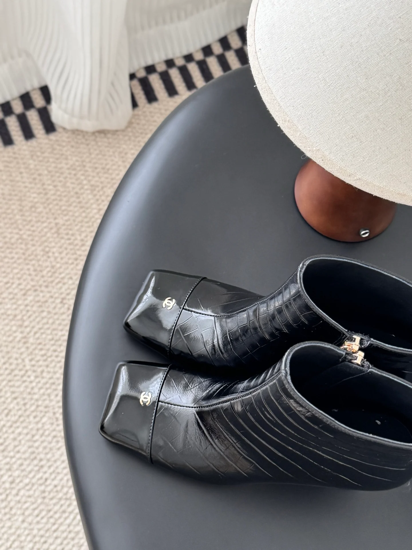 Chan 26ss ankle boots