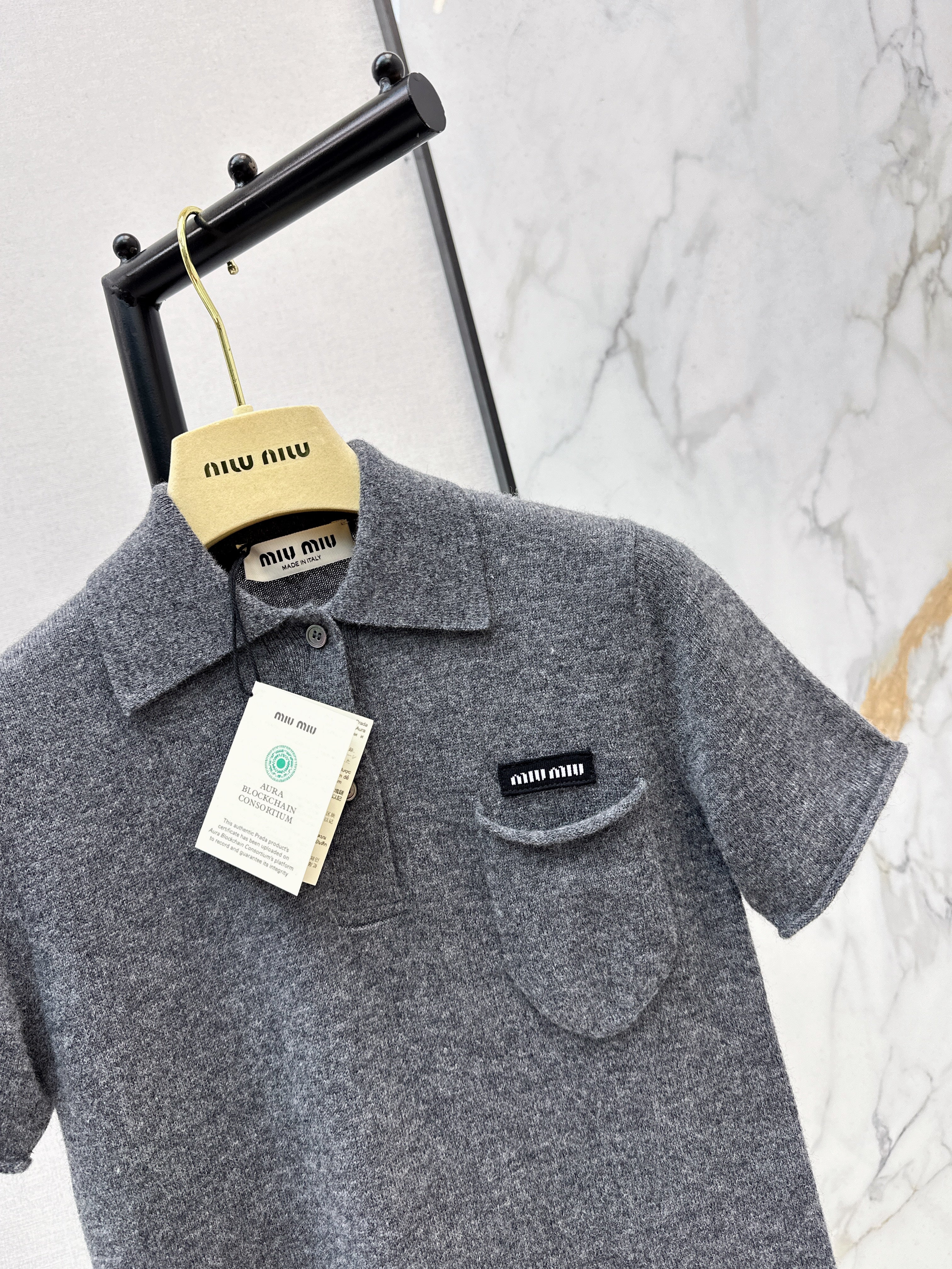 Miu 26ss polo knitwear