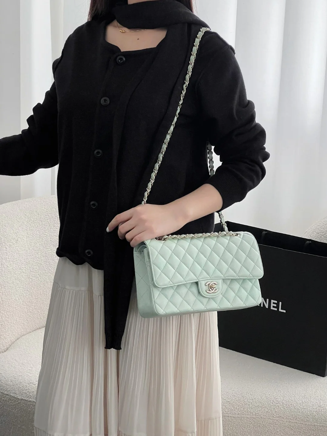 Chan cf25 chain shoulder bag