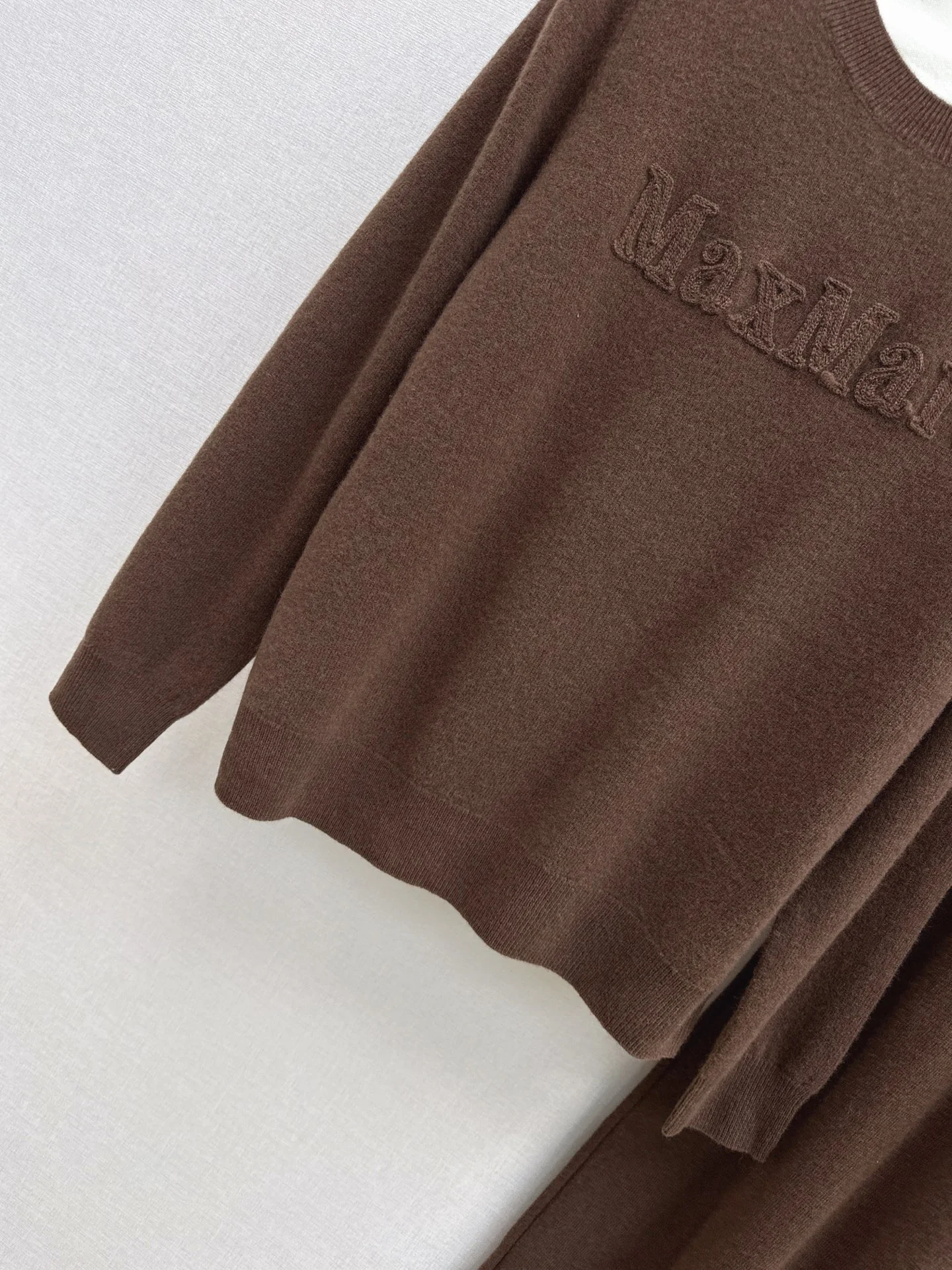 Max 25fw sweater pants set