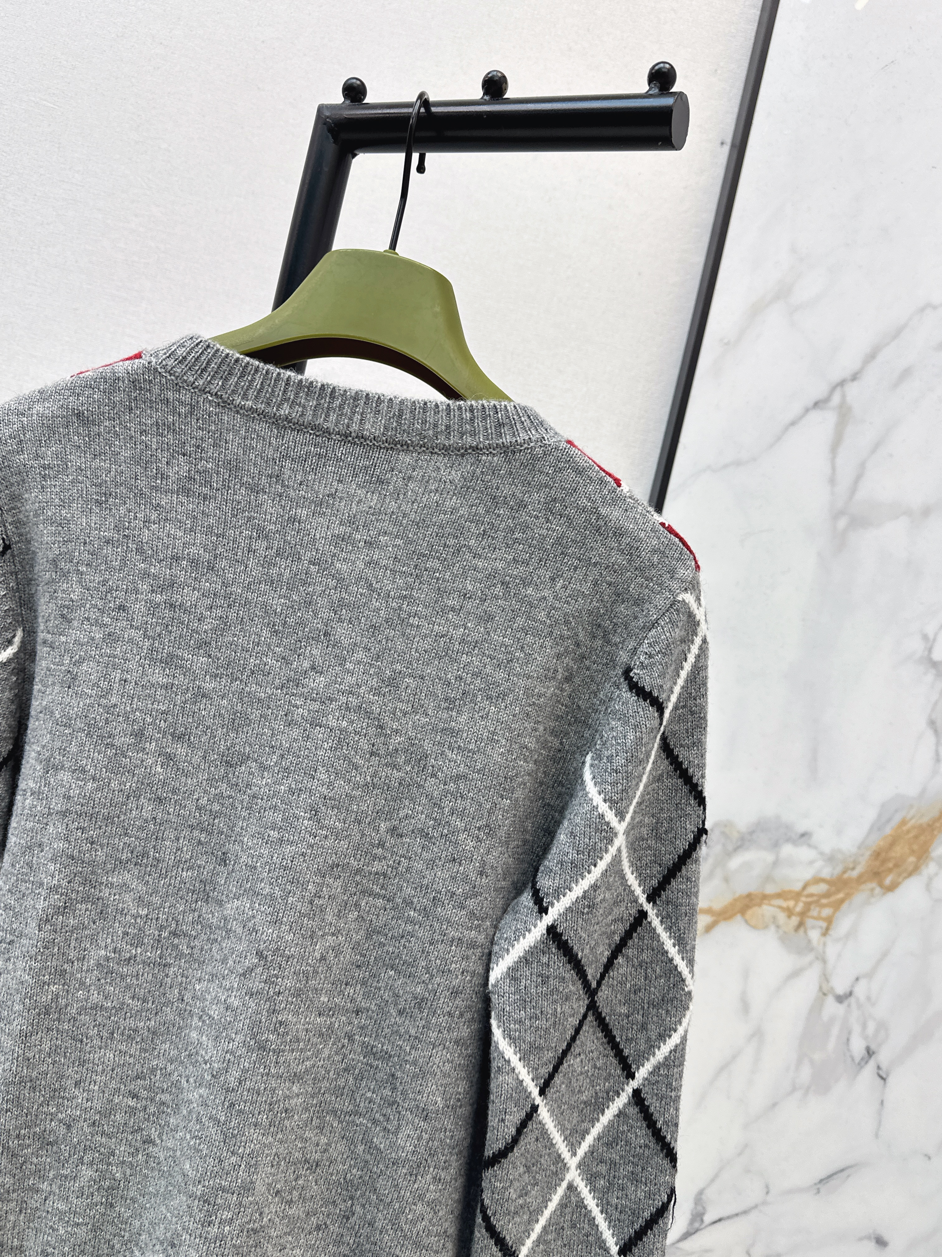 Guc 26ss diamond pattern knitwear