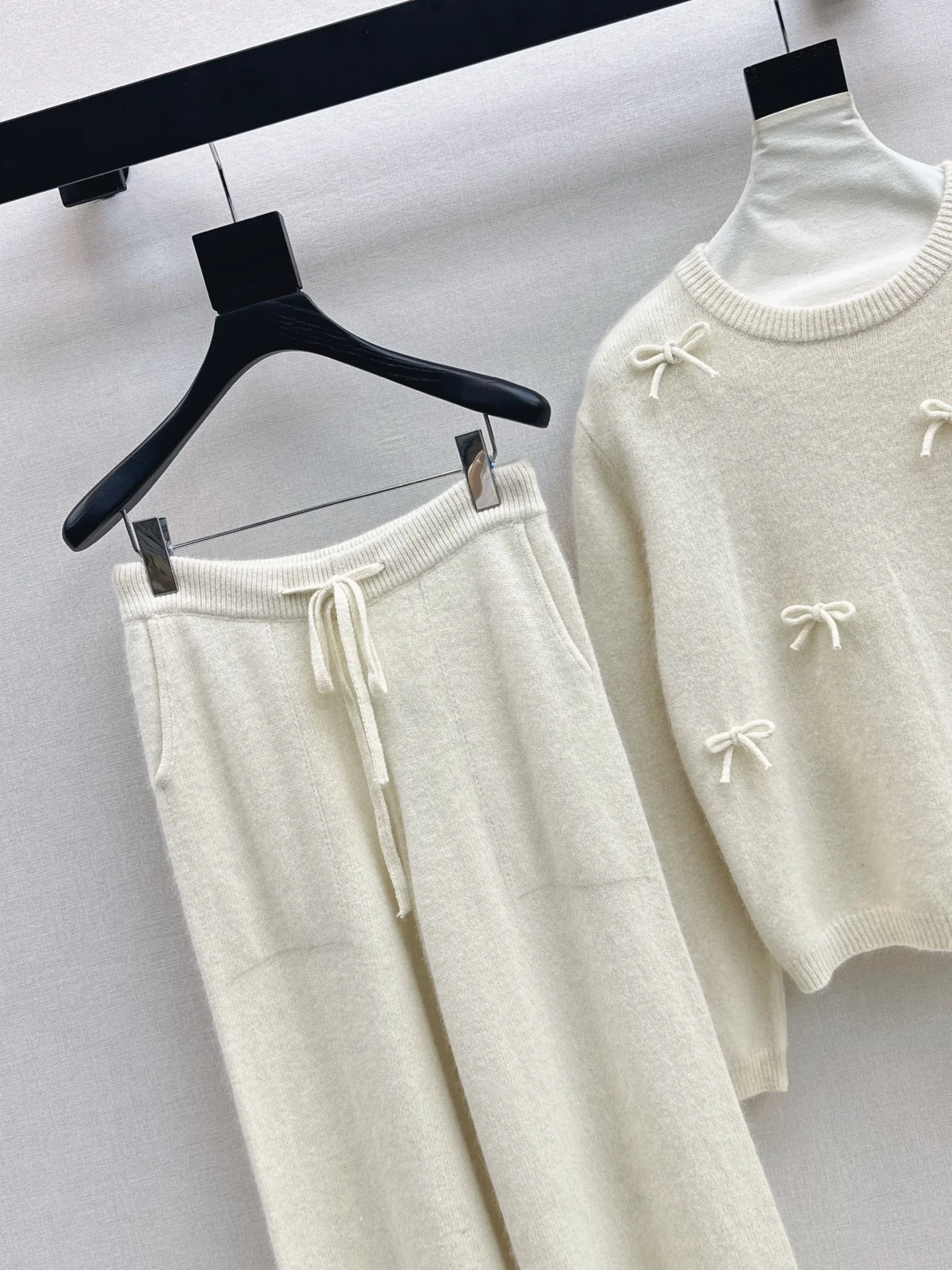 Miu 25fw knit bow sweater+pants outfit sets