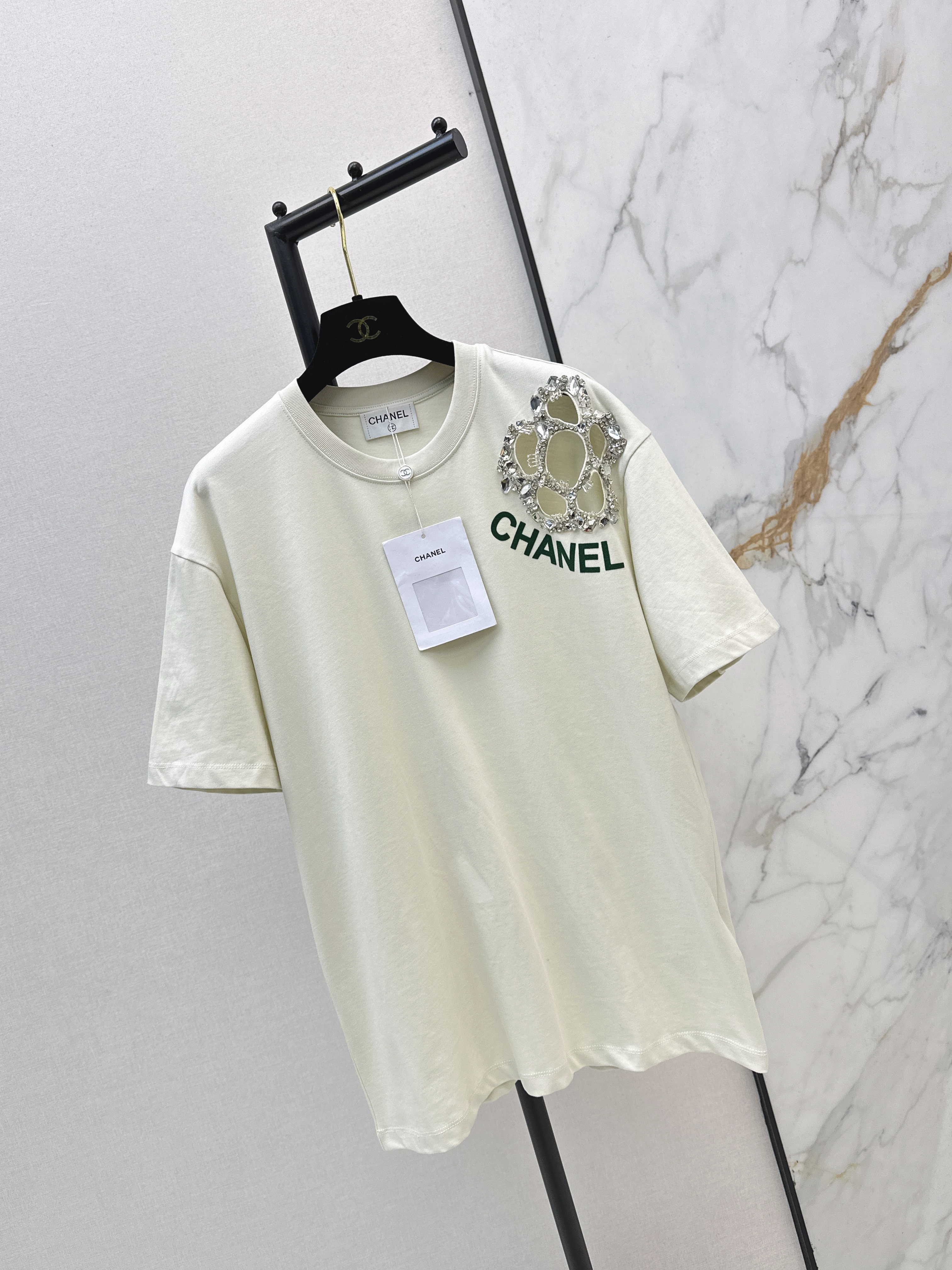 Chan 26ss flower rhinestone t-shirts