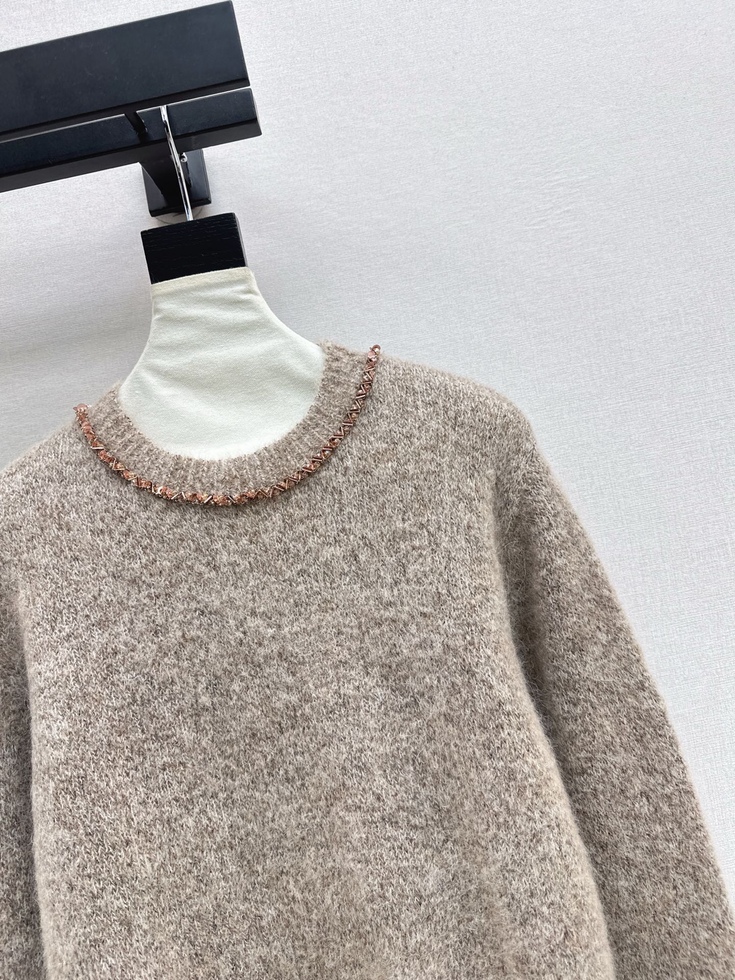 CD 25fw beading sweater