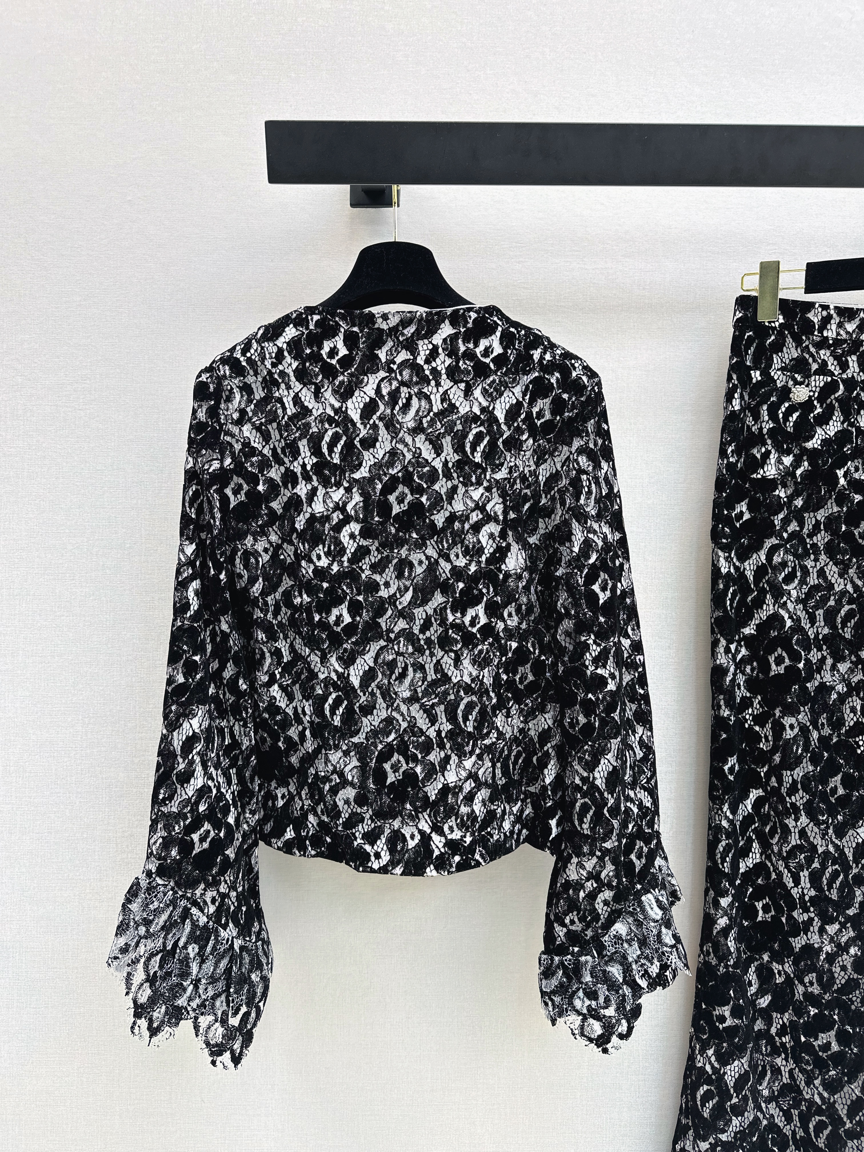 Chan 26ss lace jacket