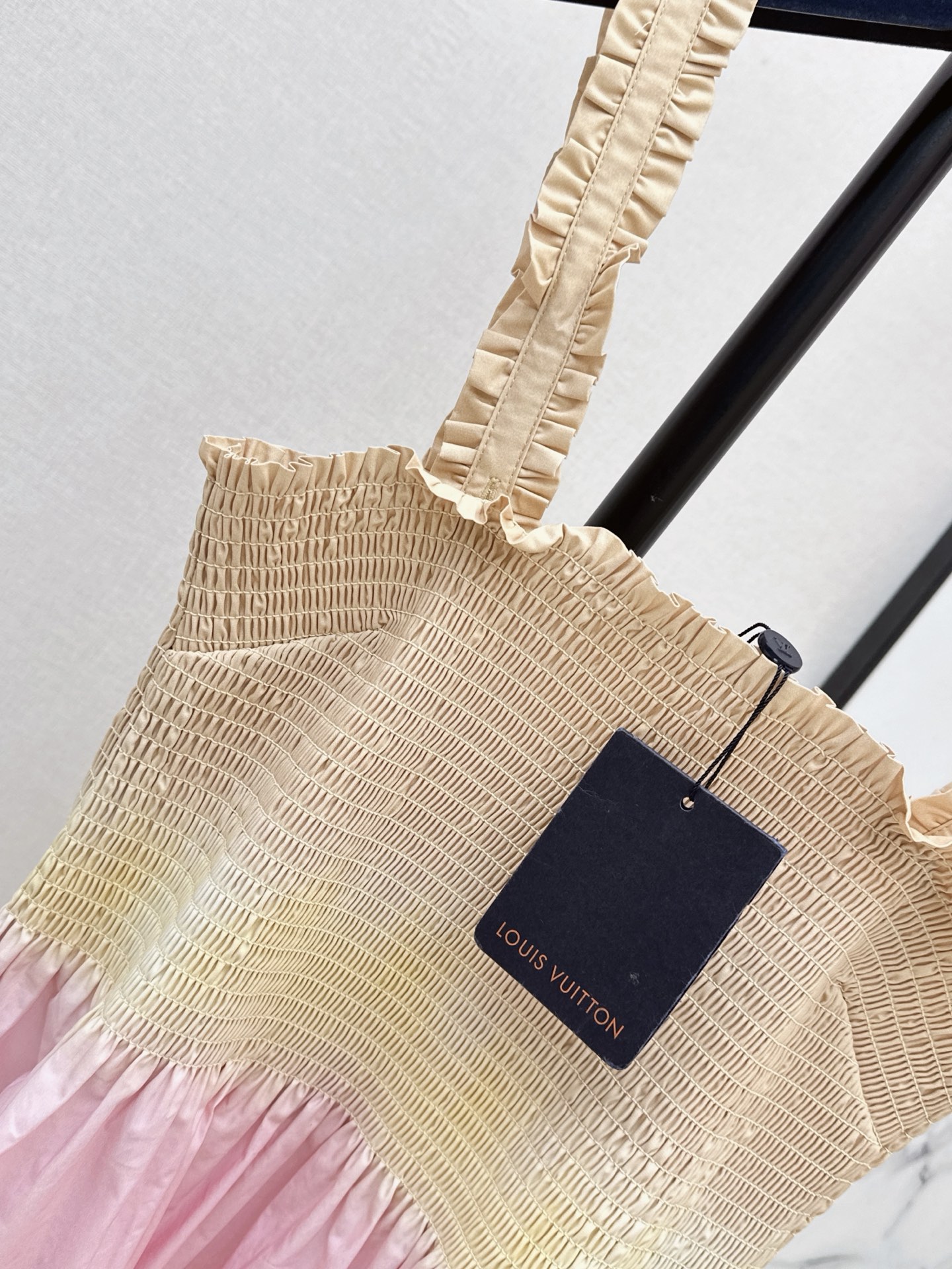 Loui 26ss gradient slip dress