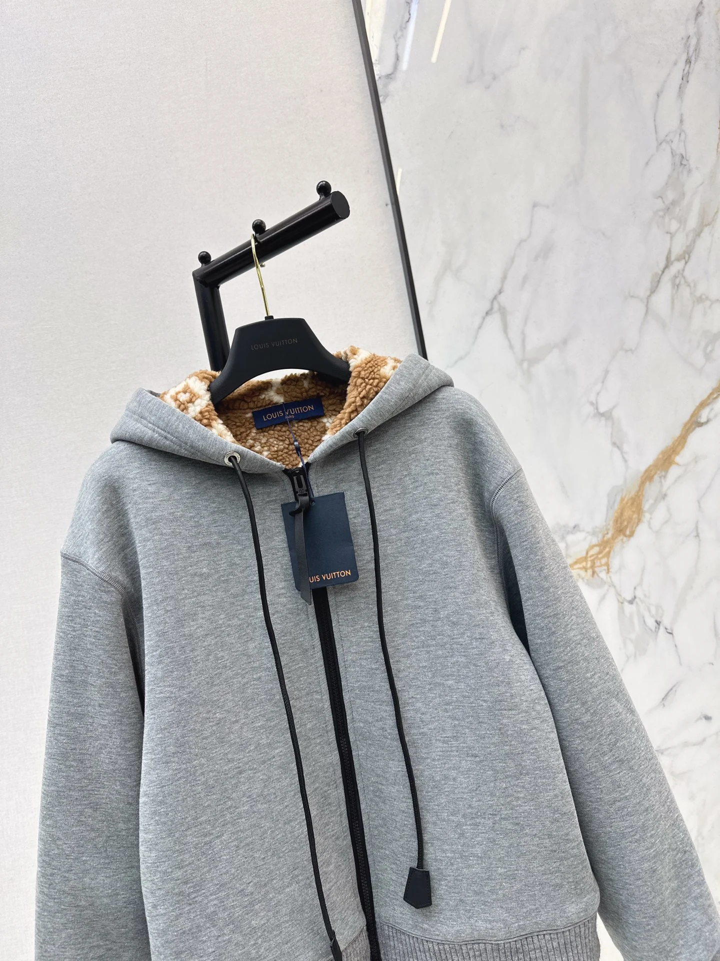 Louis 25fw drawstring jacket