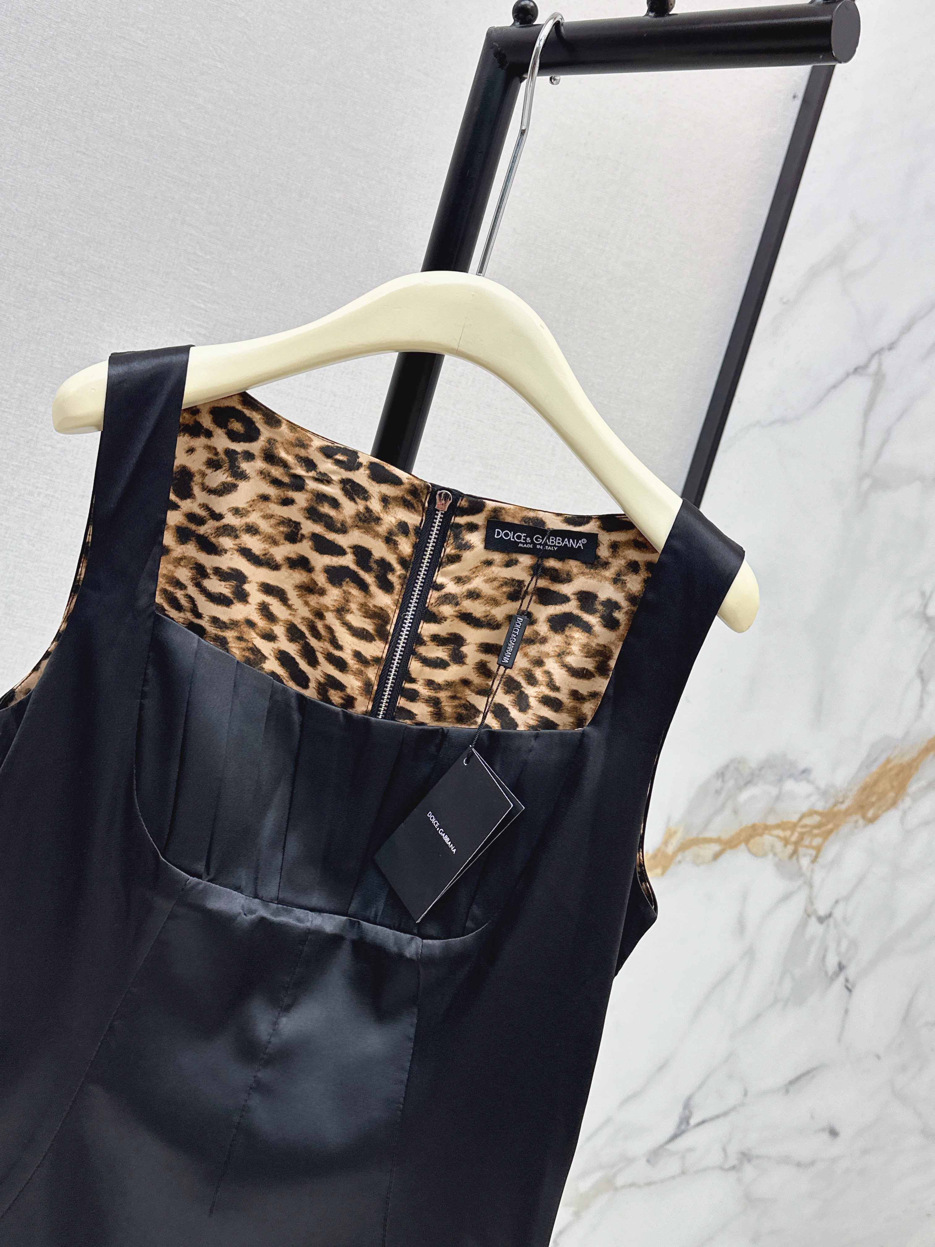 Dolc 26ss sleeveless dress