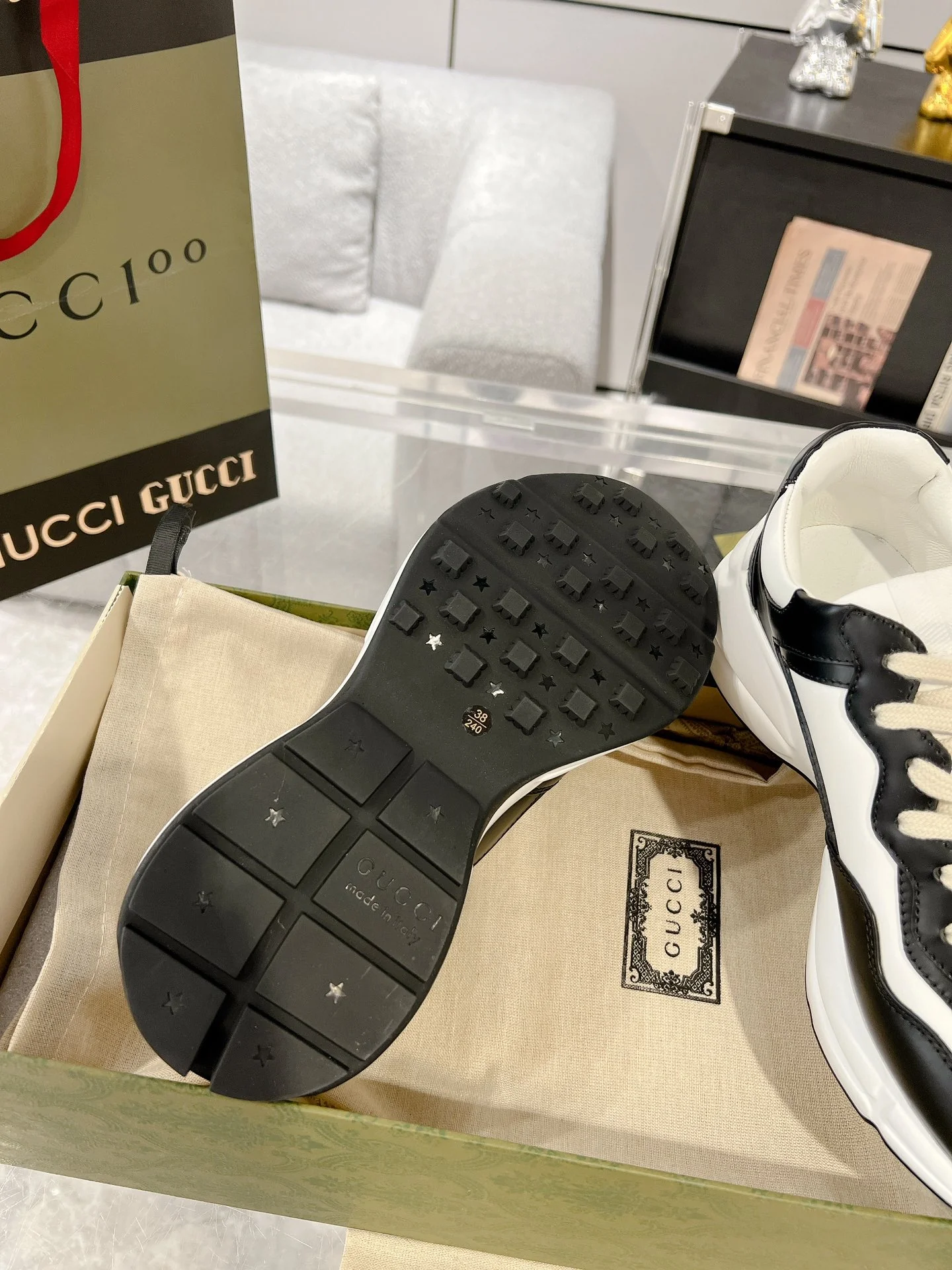 Gucc 25fw dad's shoes