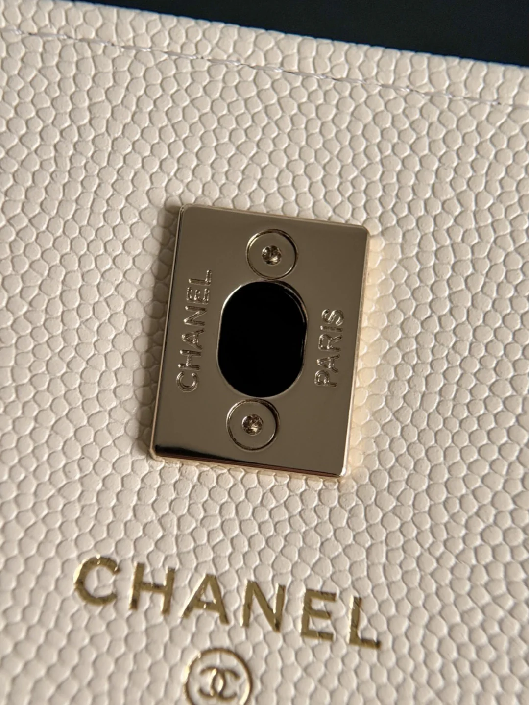 Chan 25C messenger bag