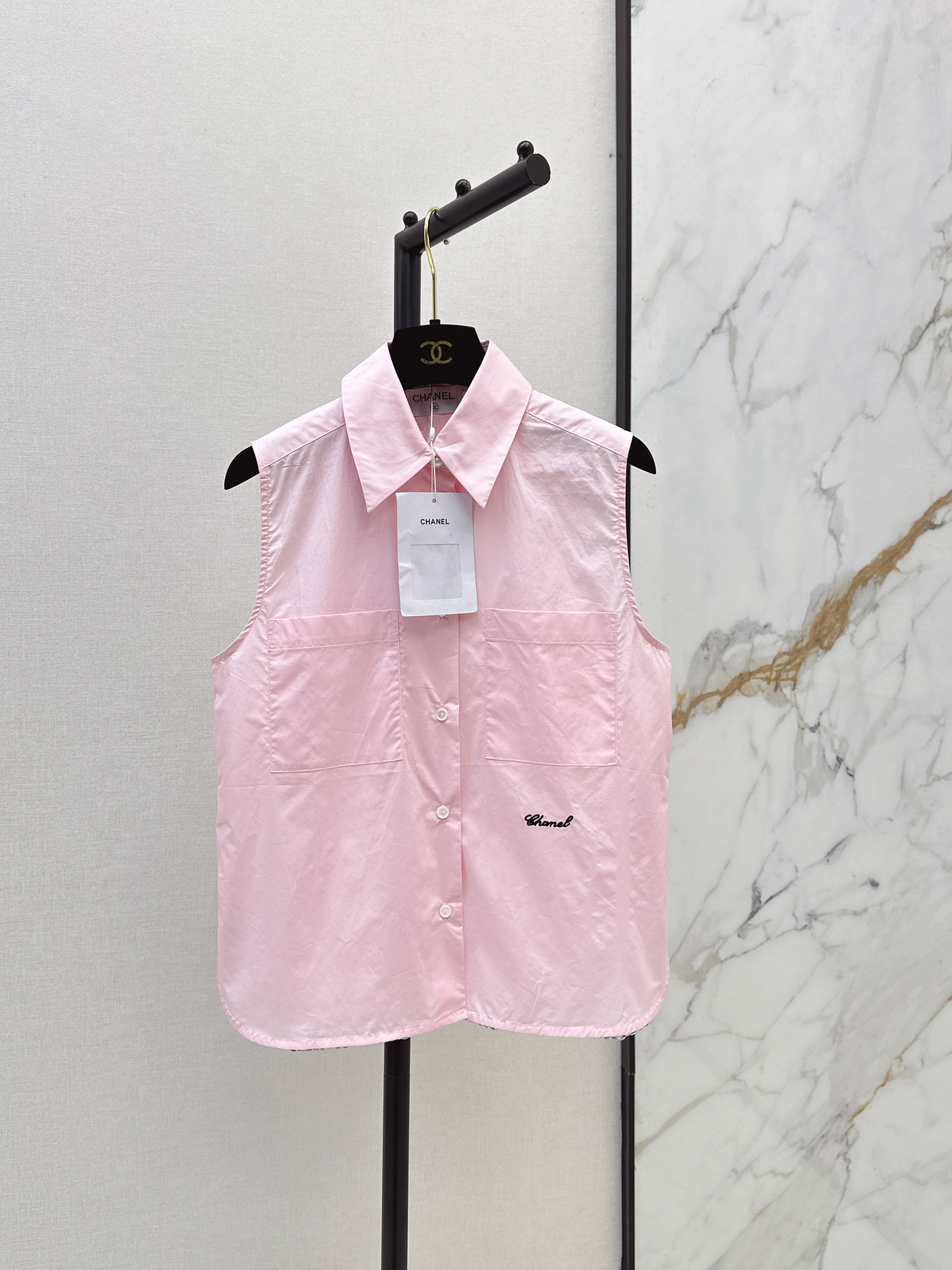Chan 26ss sleeveless shirt