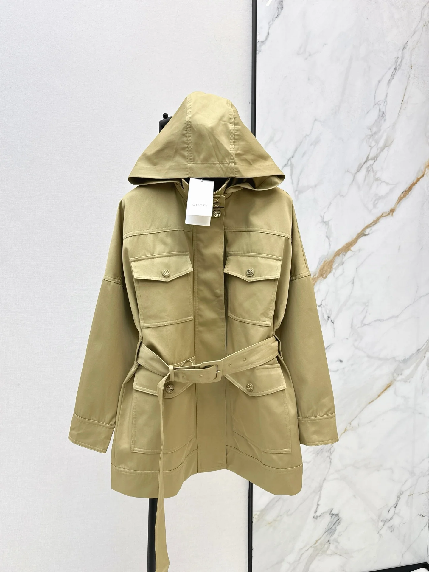 Guc 25fw hooded coat
