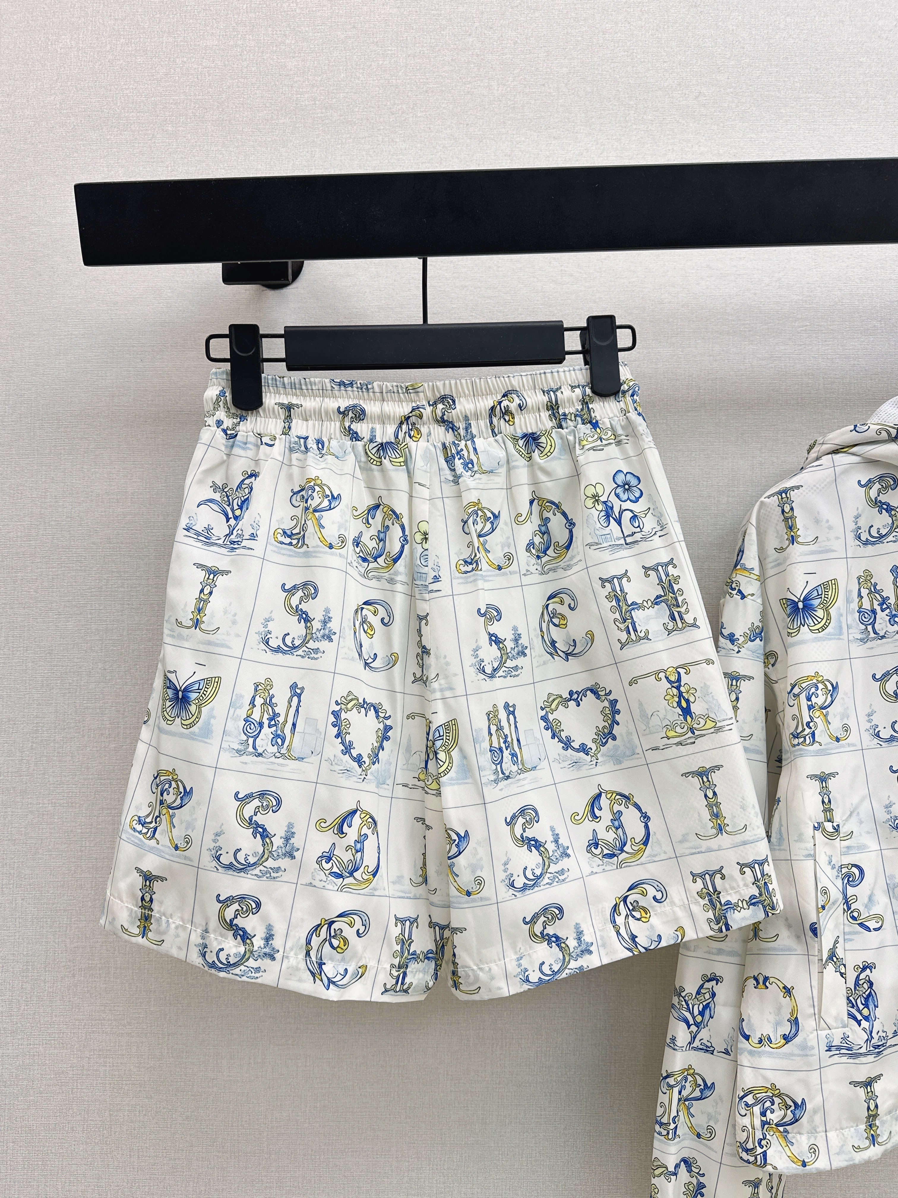 CD 26ss print outfit sets