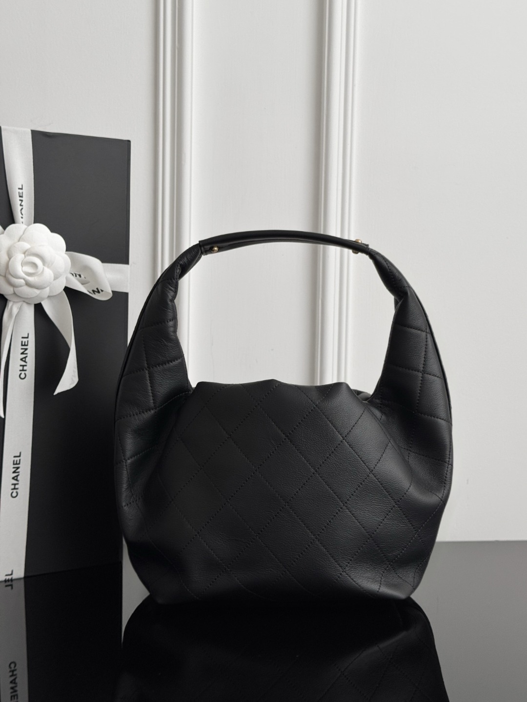 Chan26C drawstring maxi bag