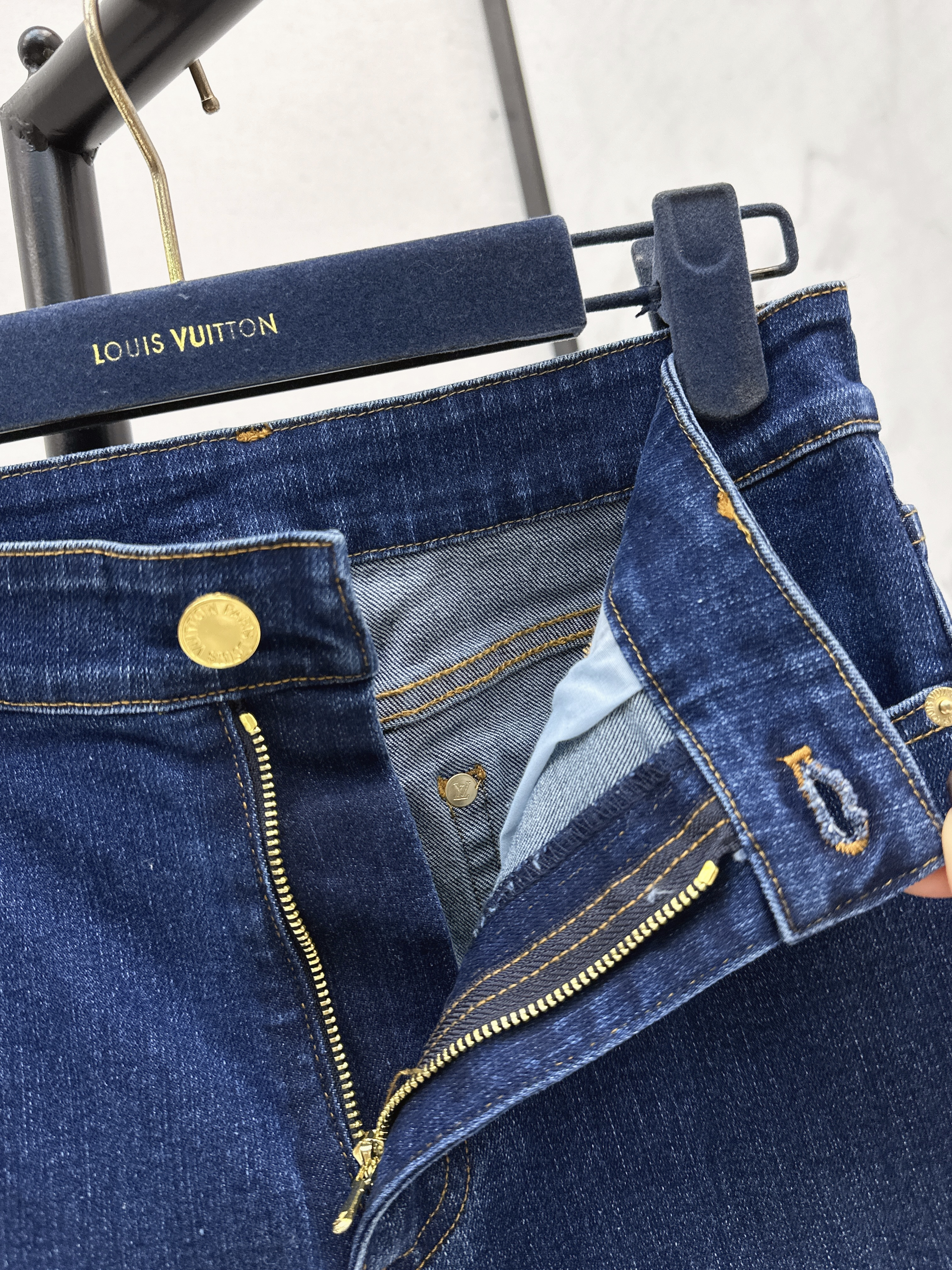 Loui 26ss flared jeans