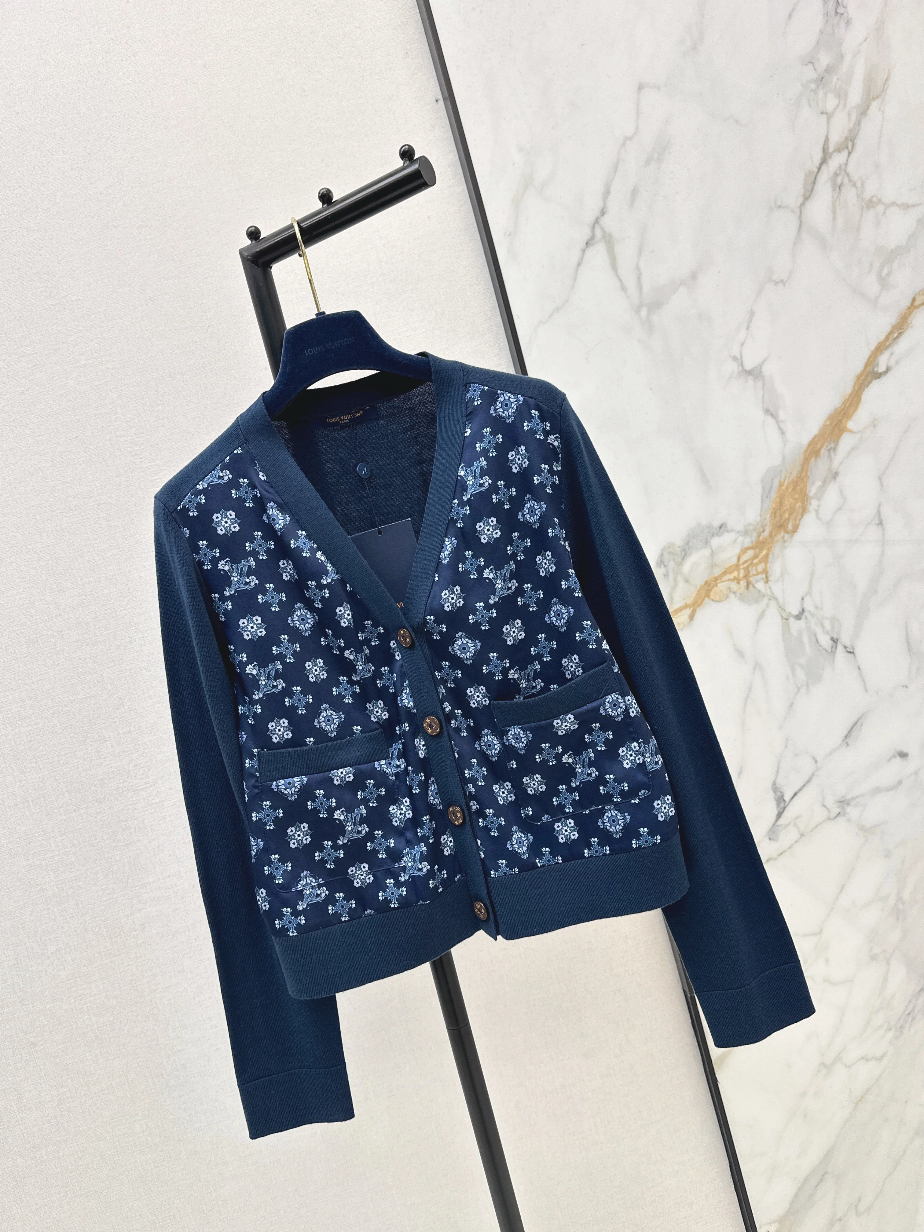 Louis 26ss print contract knit sweater