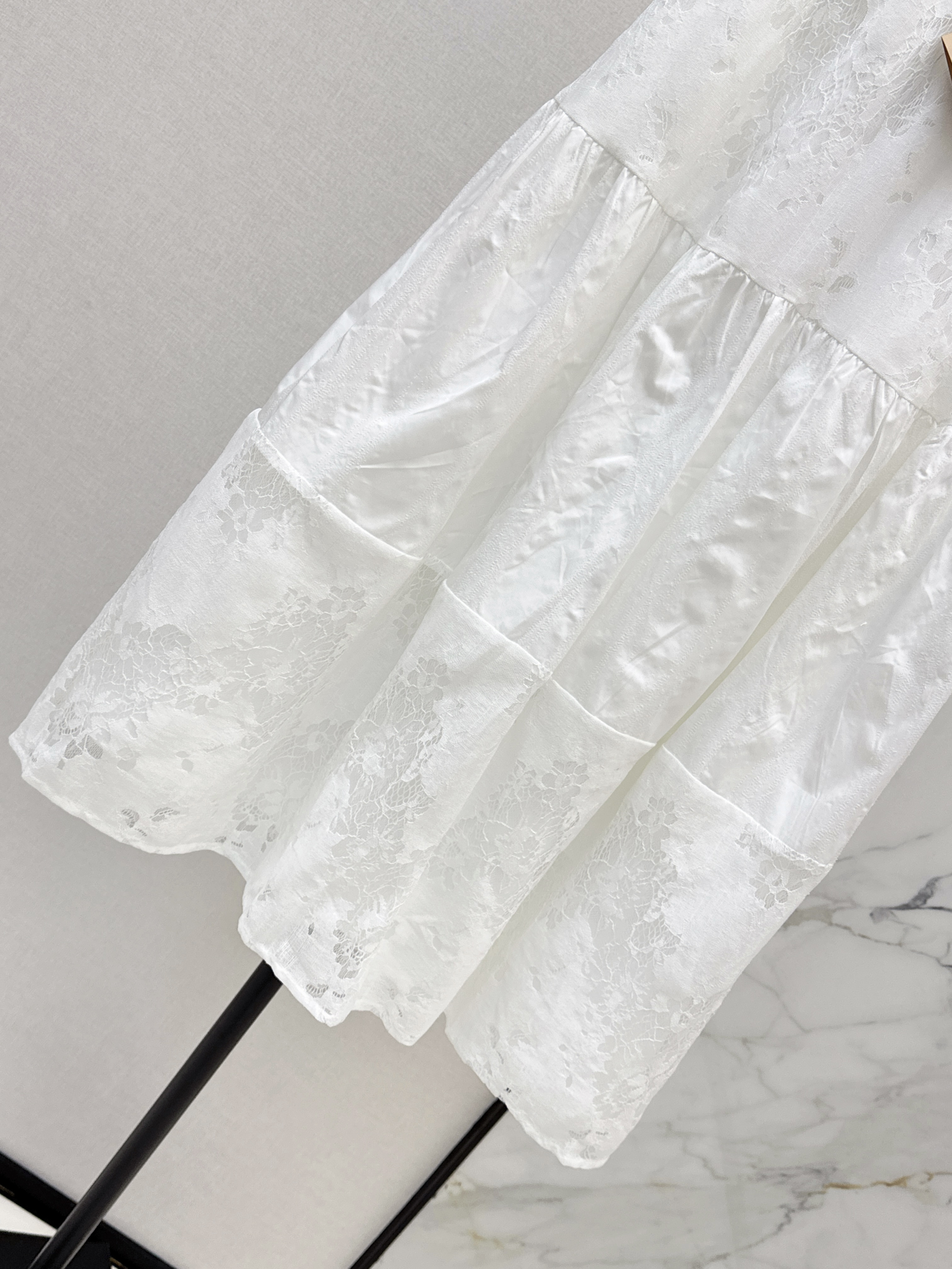 Miu 26ss lace jacquard skirt