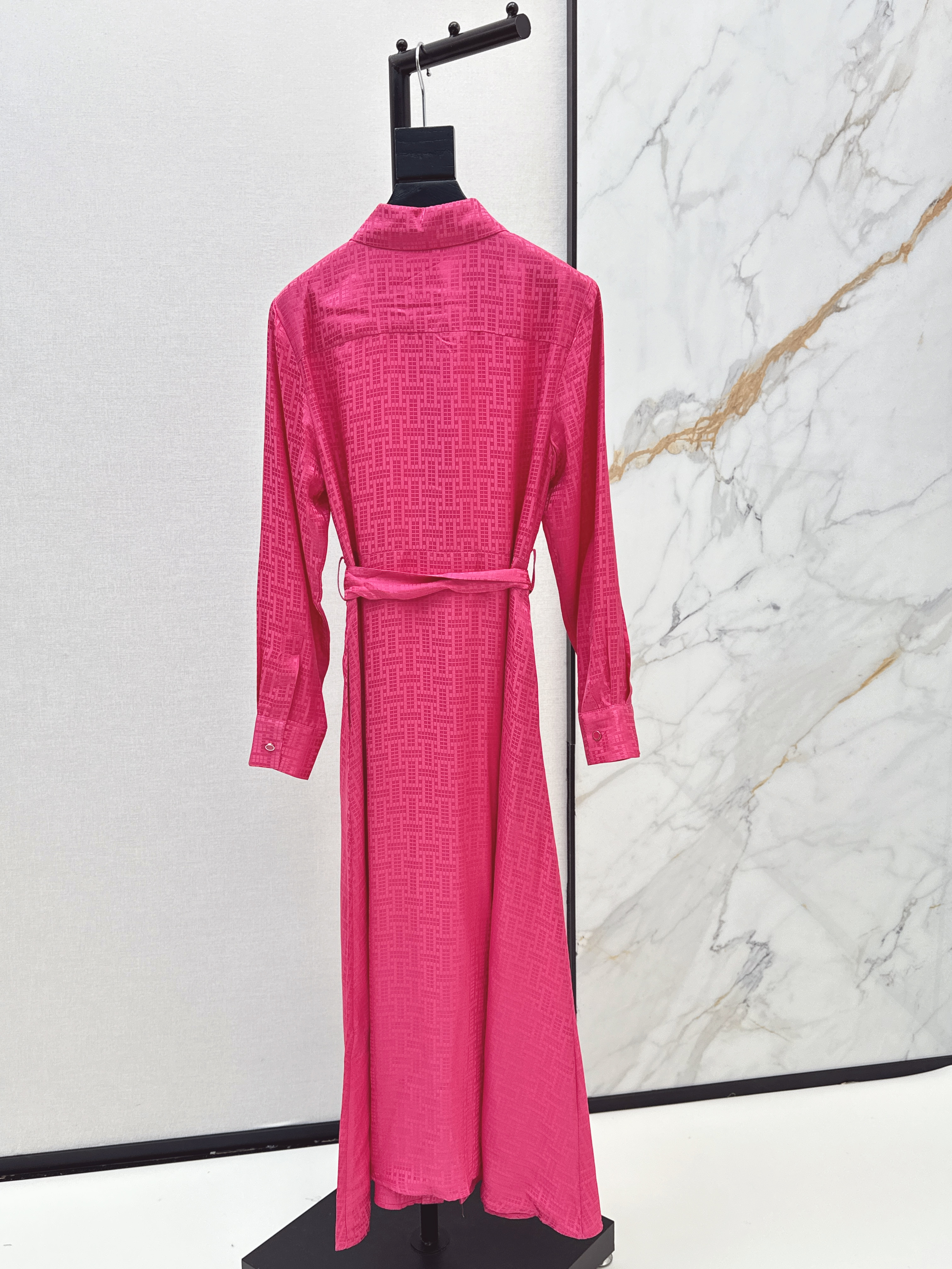 Her 26ss jacquard silk dress
