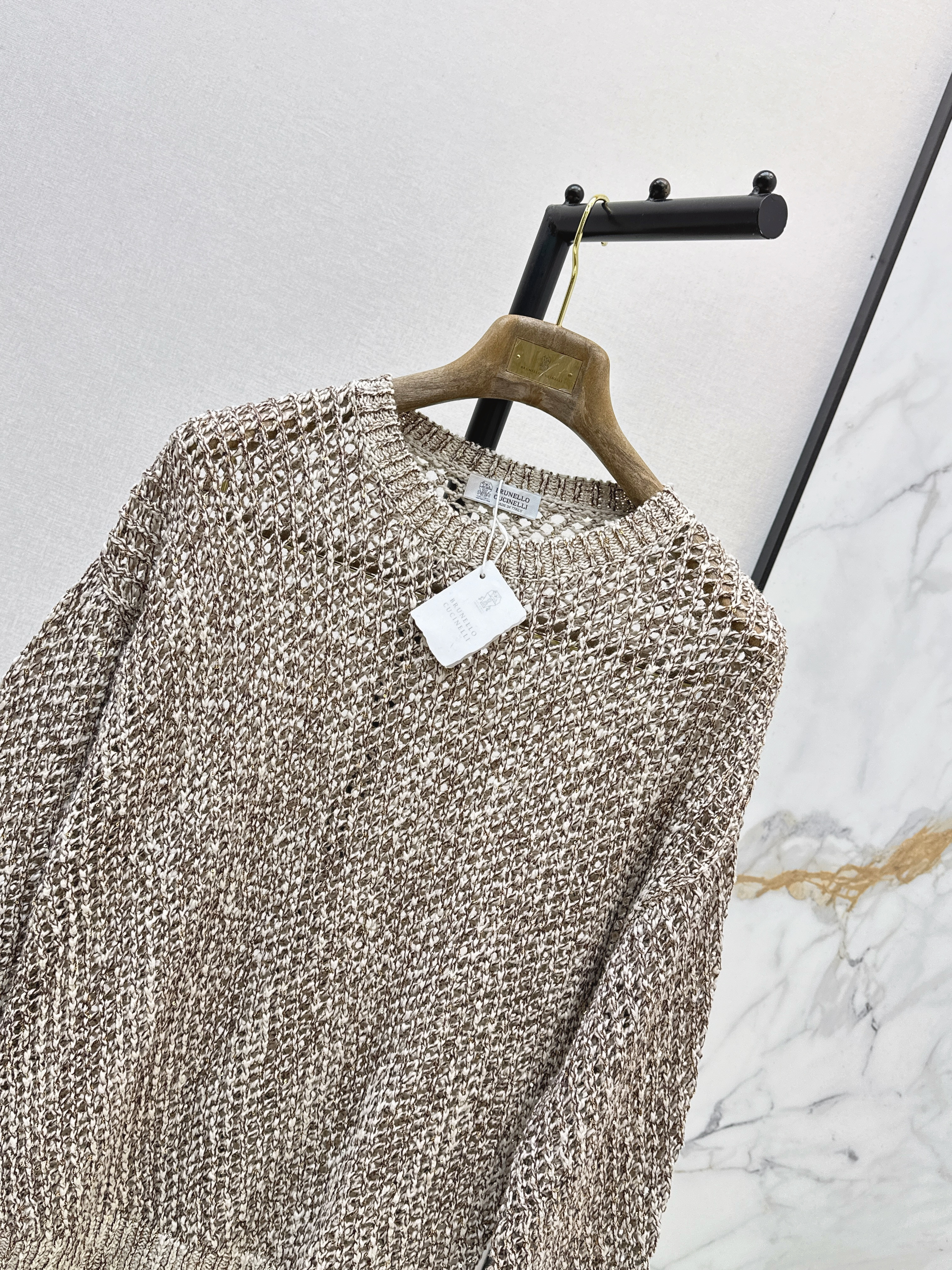 Brun 26ss hollow sweater