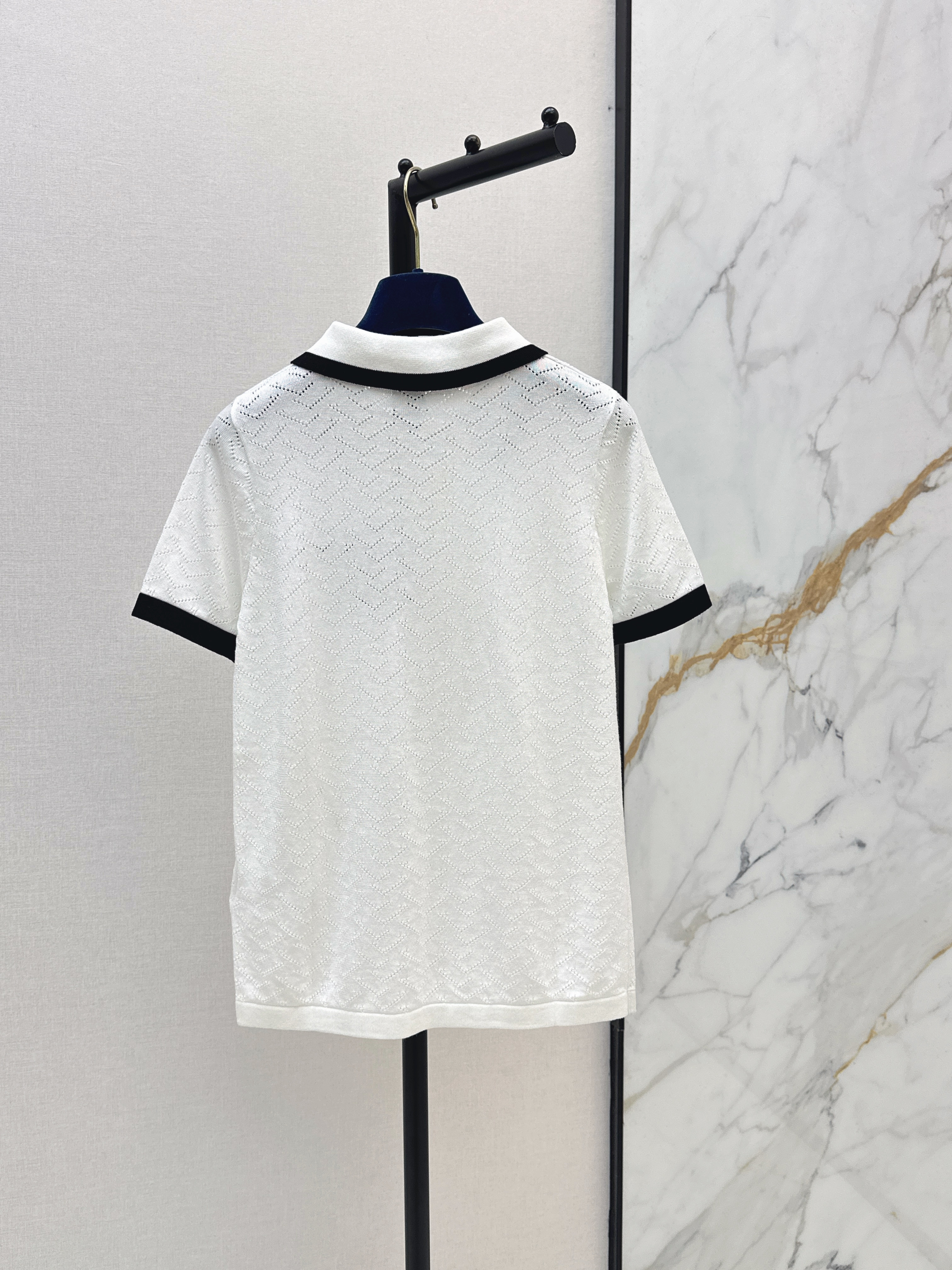 Loui 26ss hollow knit top