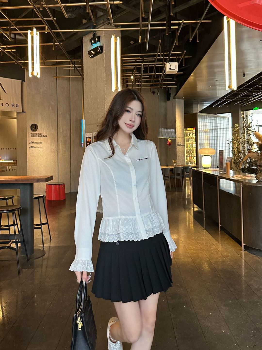 Miu 26ss lace contract shirts