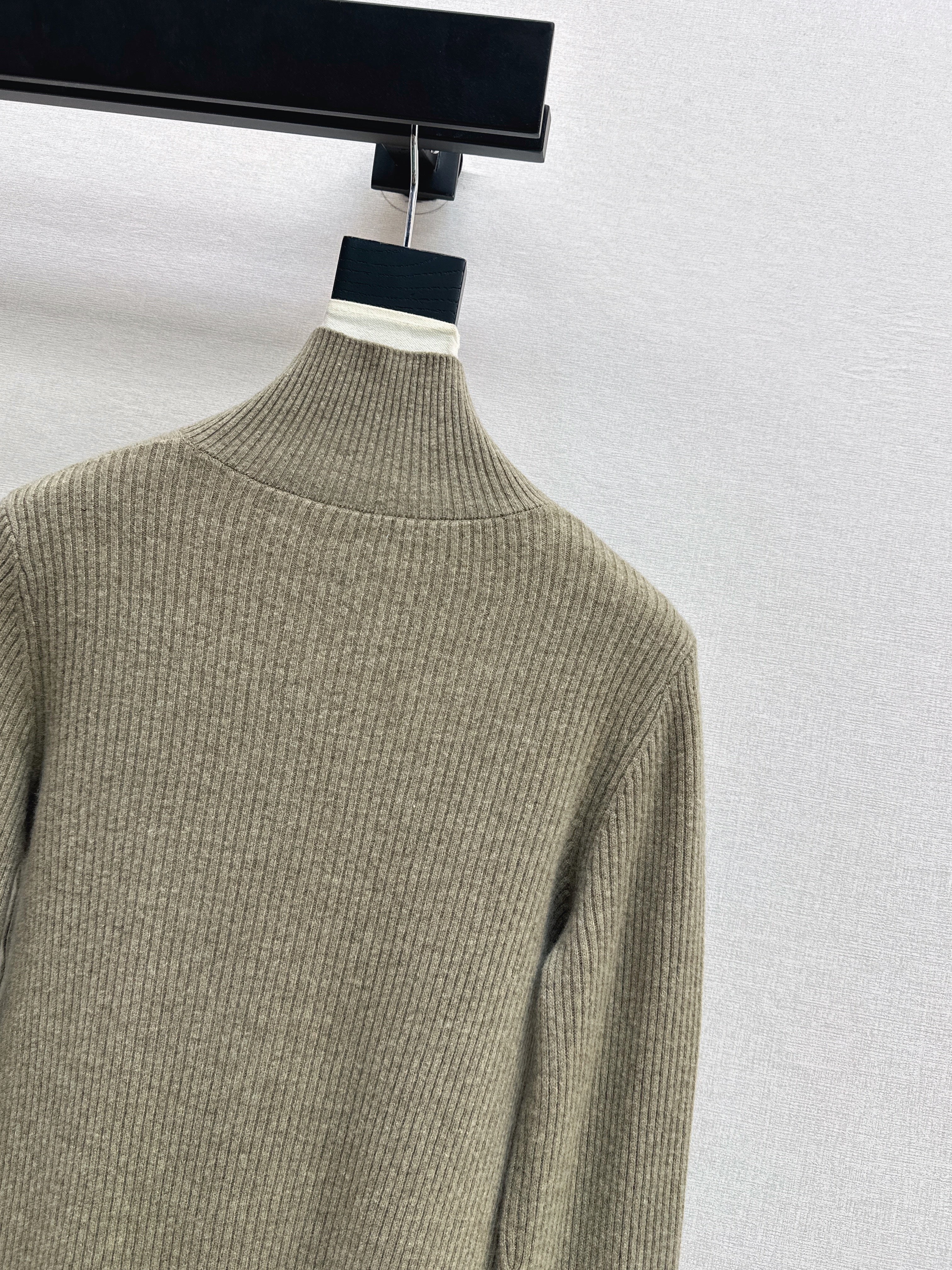 Brun 26ss zip-up sweater